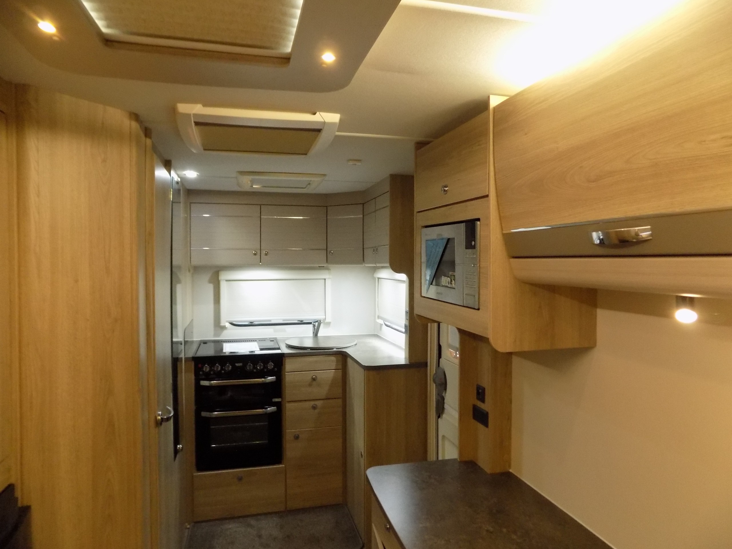 2018 Elddis Avante 462 Hartfield Sussex Special Edition
