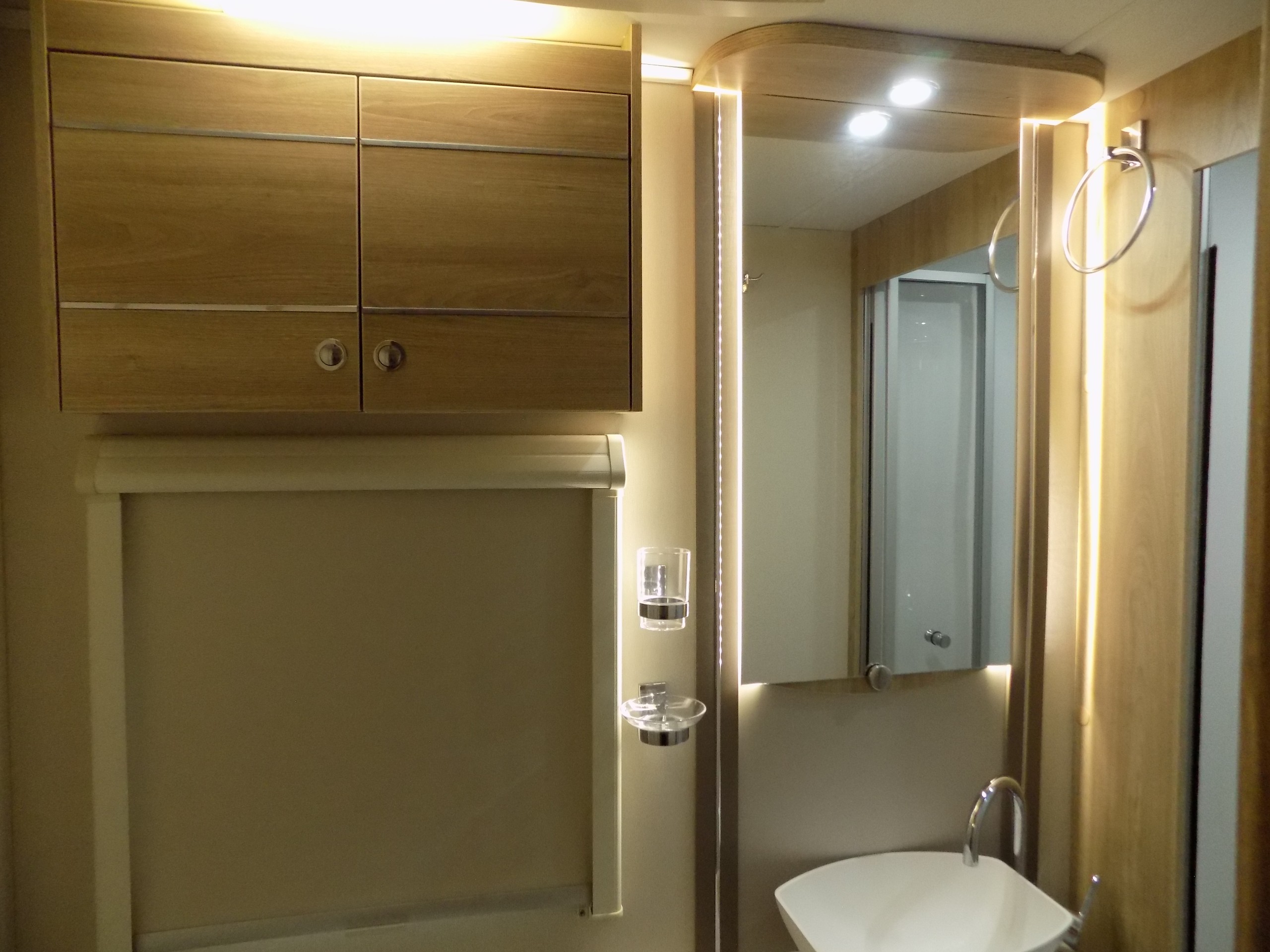 2018 Elddis Avante 462 Hartfield Sussex Special Edition