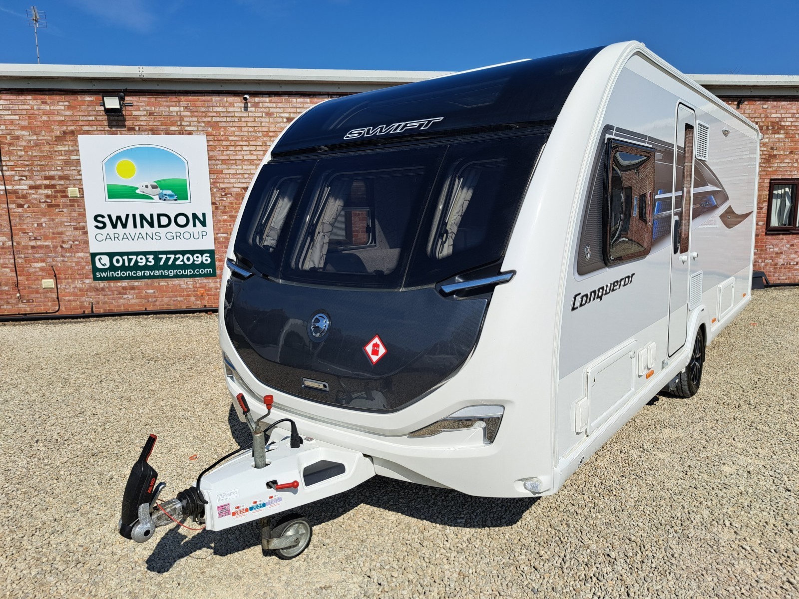 Swift Conqueror 580 - Photo 1