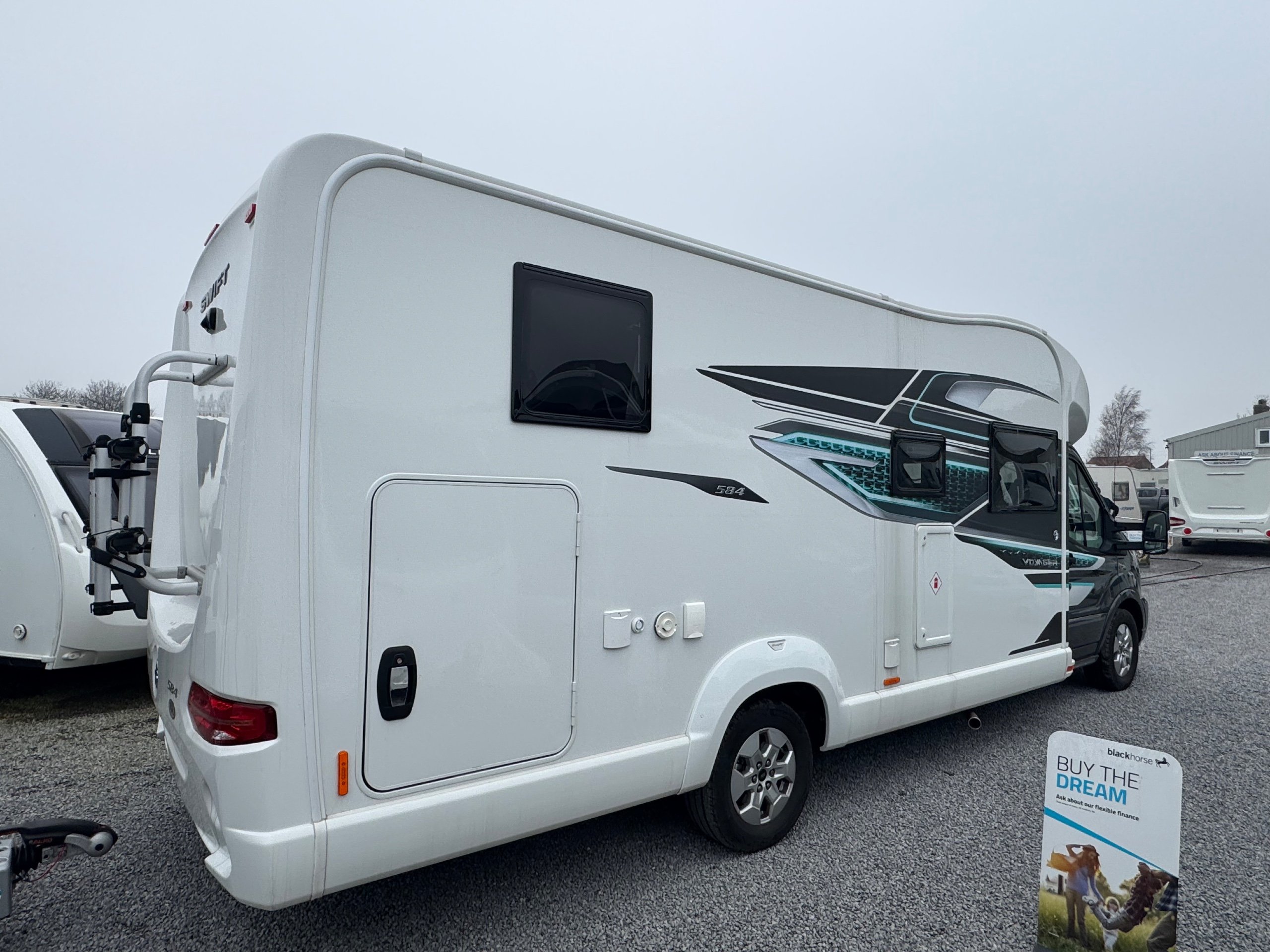 Exterior - Rear