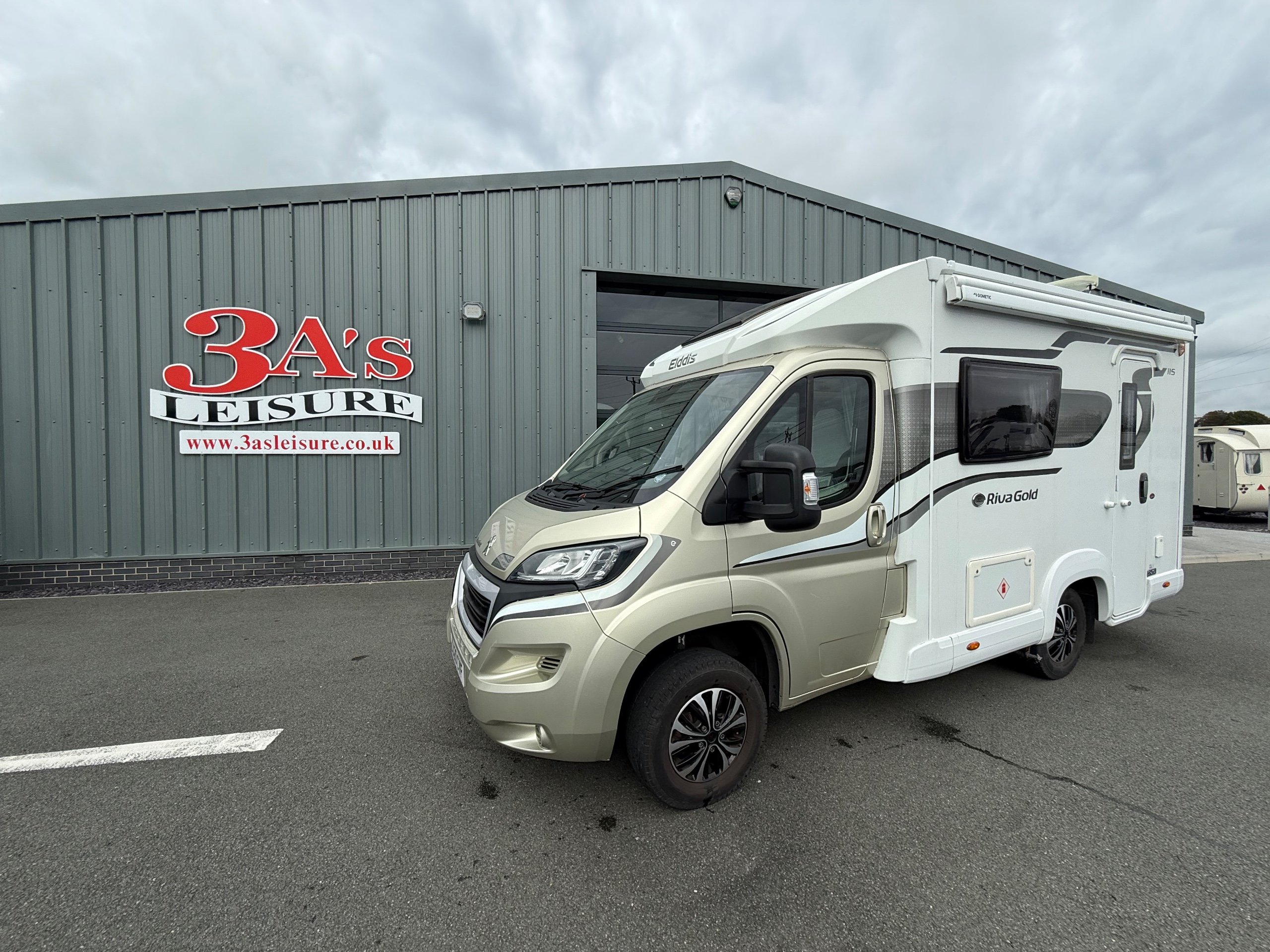 2020 Elddis Riva Gold 4-Berth Motorhome with Fixed French Bed - Photo 2
