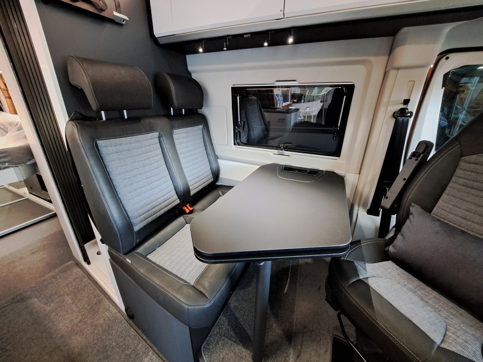 Adria Twin Supreme