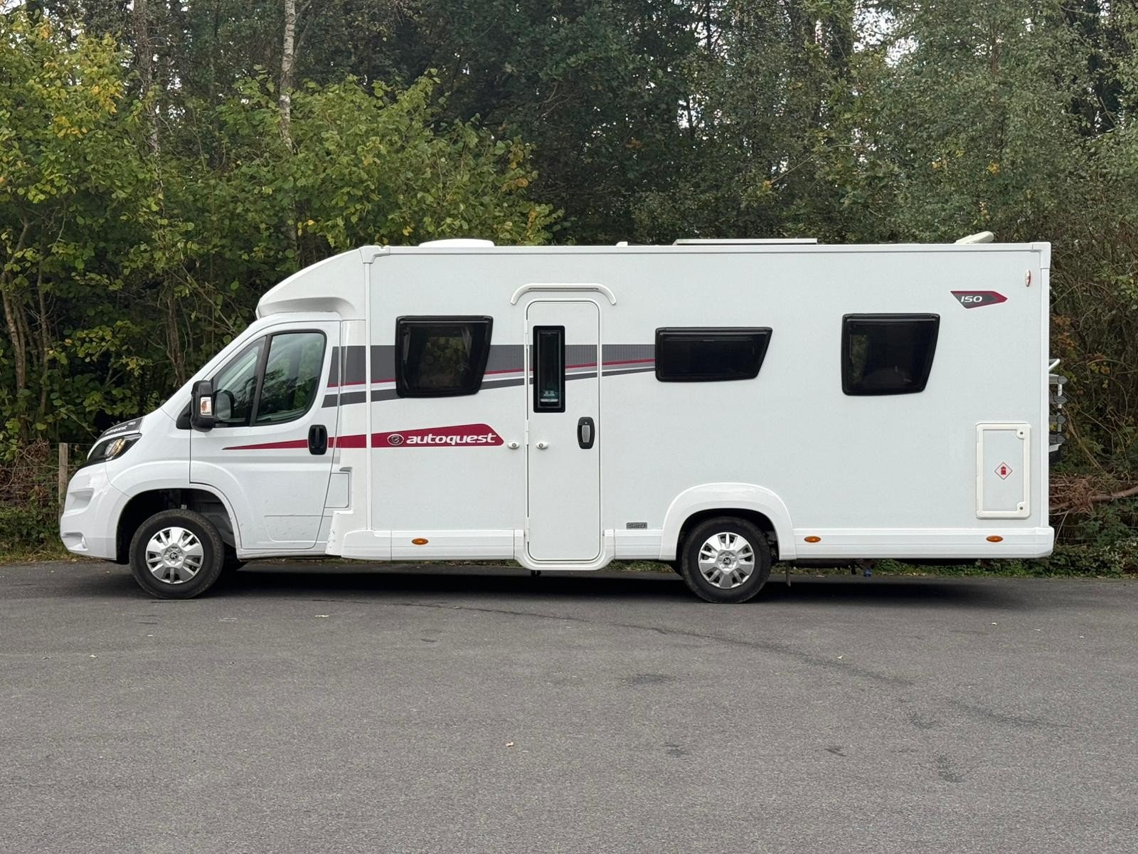 2023 Elddis Autoquest 150 4-Berth French Bed Motorhome - Exterior - Front