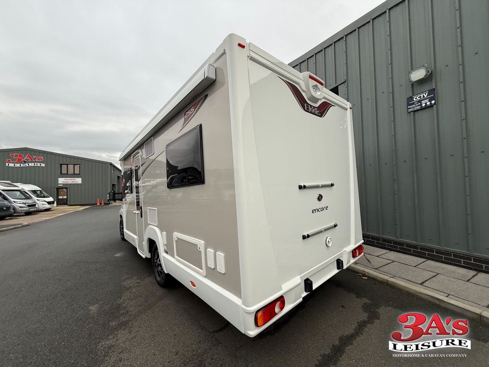 Exterior - Rear