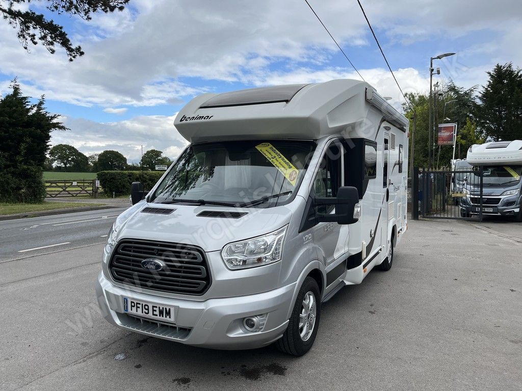 2019 Benimar TESSORO T483 - Exterior - Front