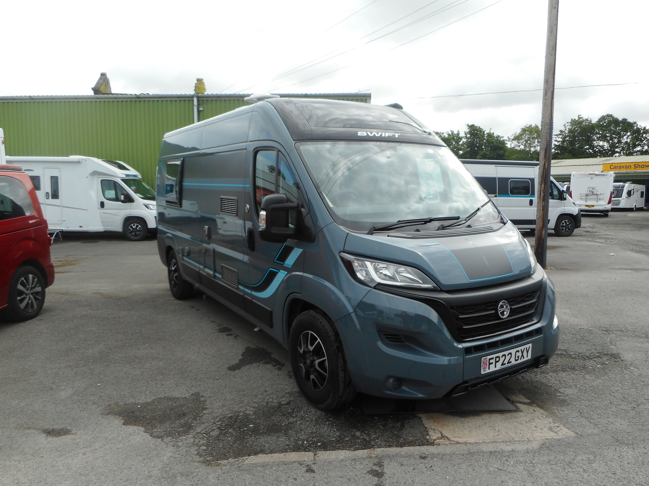 Swift Select 122 122 - Exterior - Front
