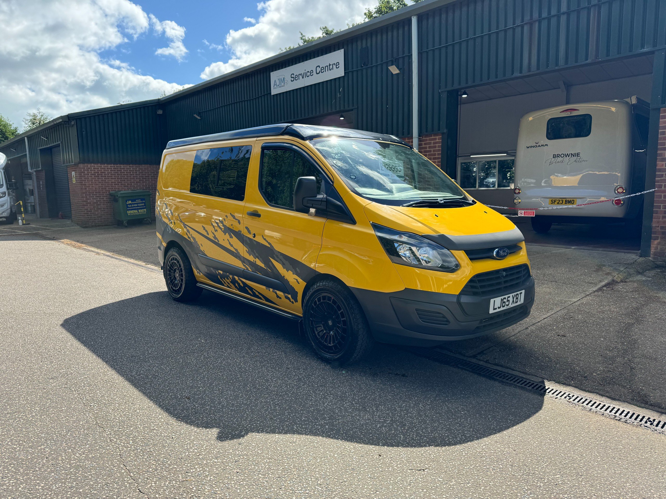 2015 Ford Transit Custom 310 Camper Conversion - Exterior - Front