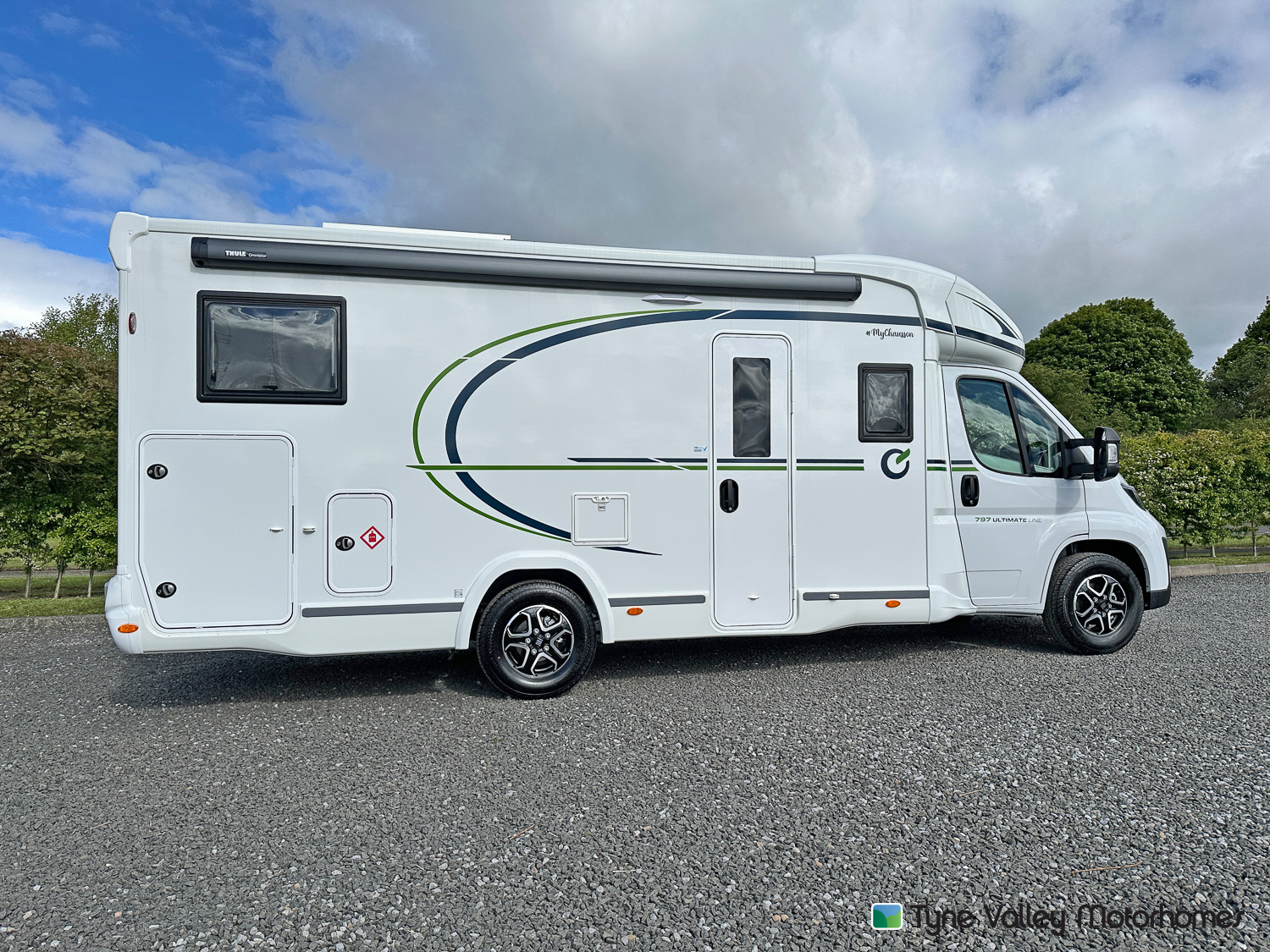 Exterior - Side