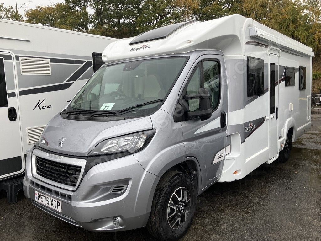 2024 Elddis MAJESTIC 250 - Exterior - Front