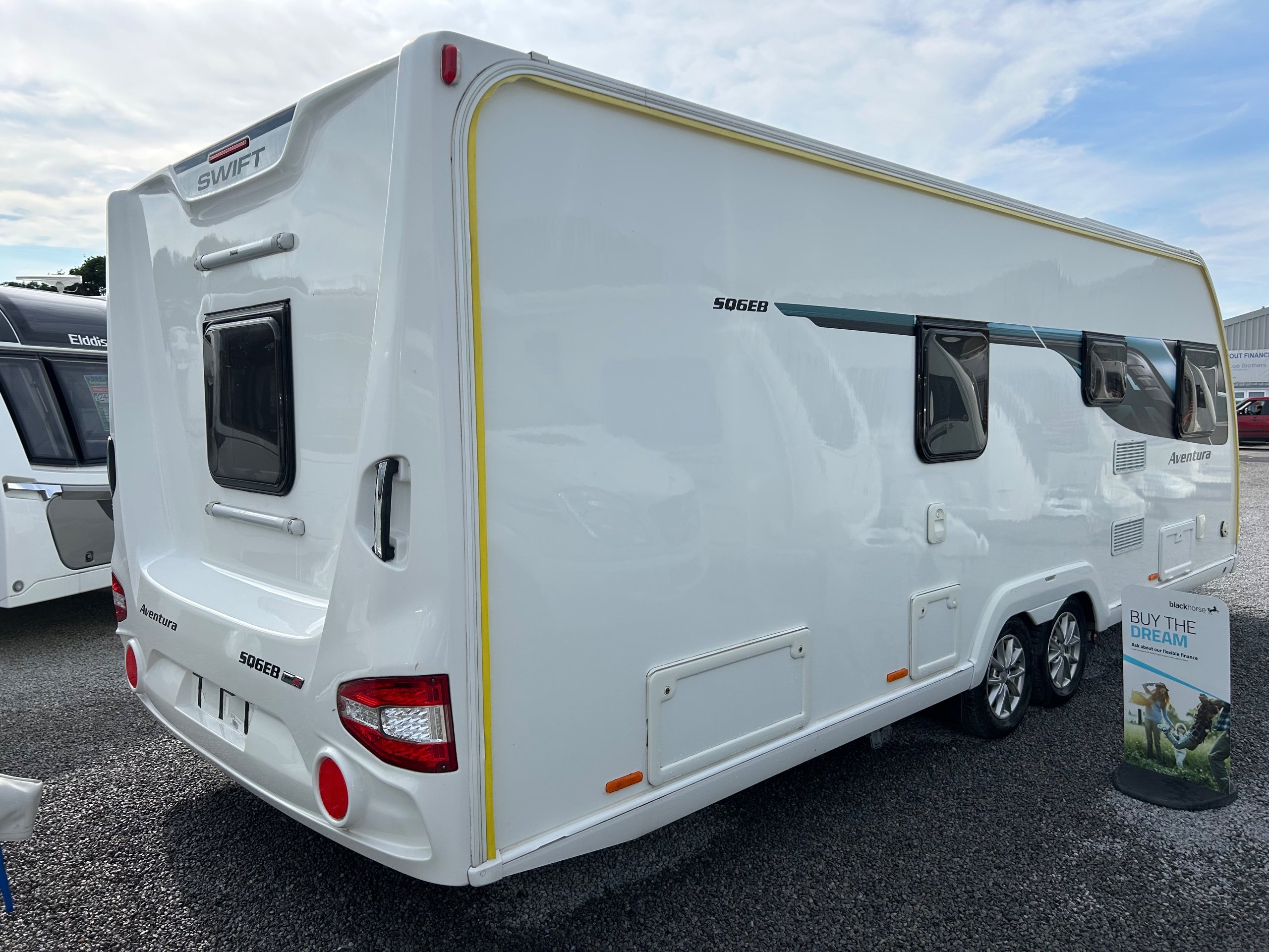 Exterior - Rear