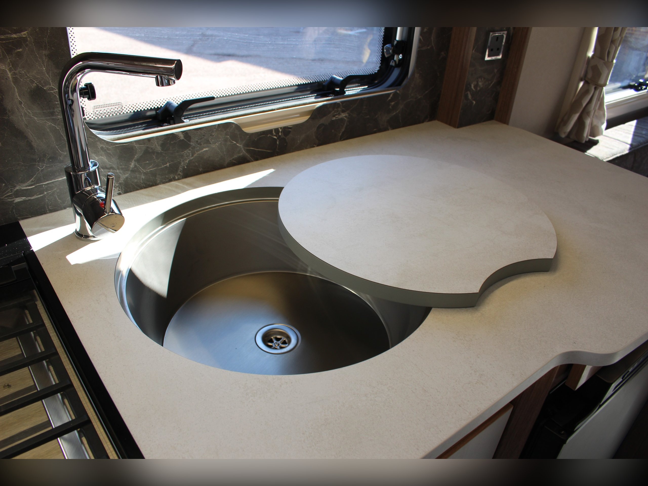Coachman VIP 520