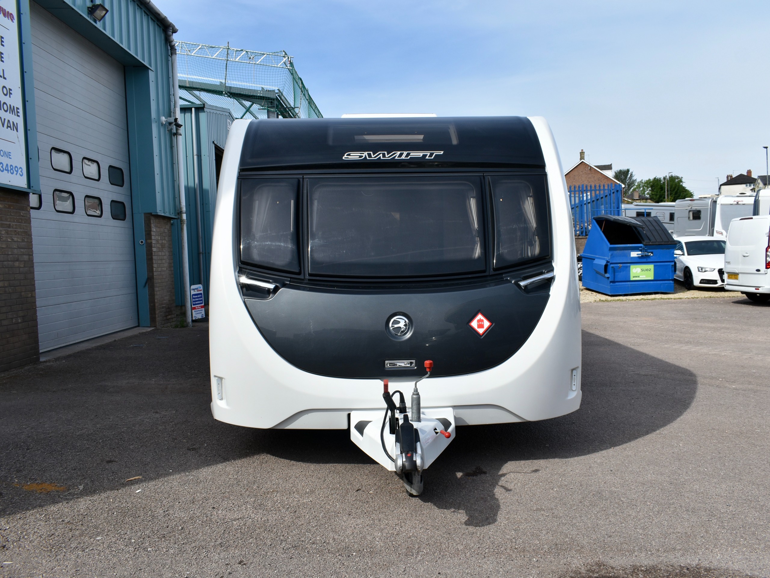 Exterior - Front