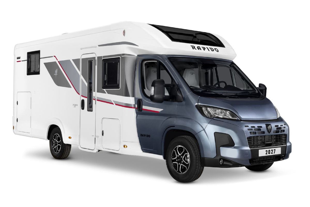 Rapido 666F - Exterior - Front