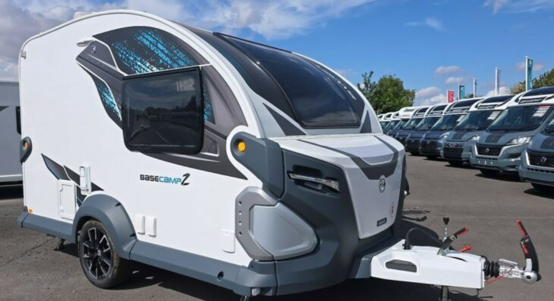 Swift Basecamp - Exterior - Front