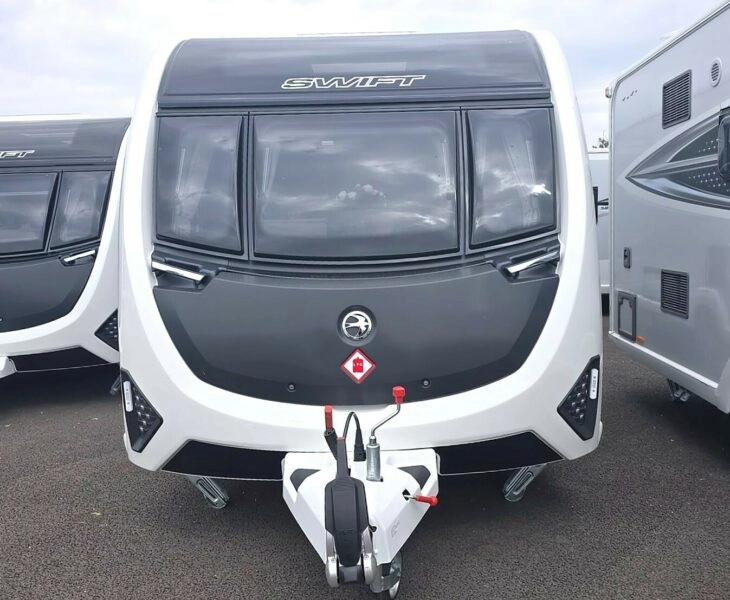 Exterior - Front