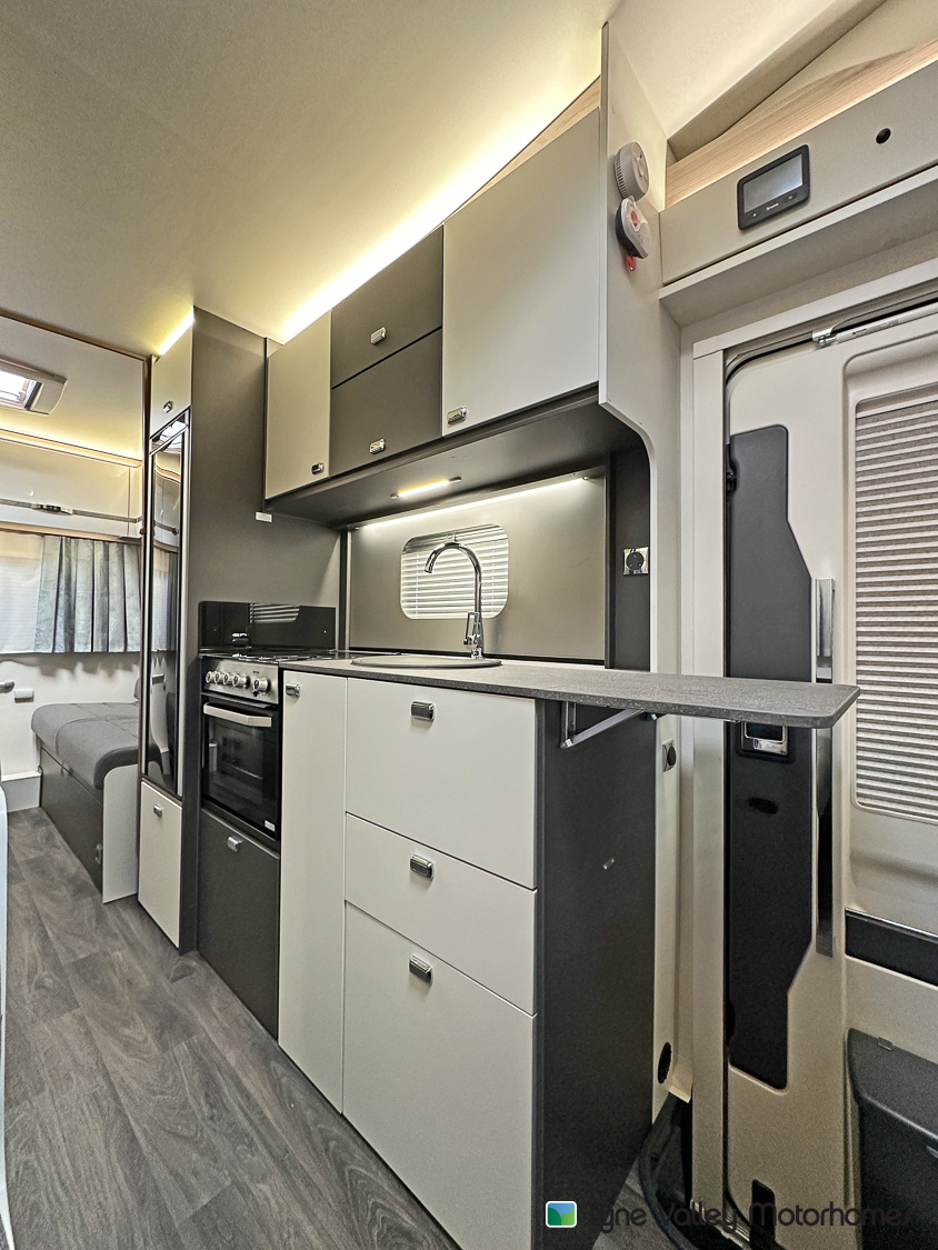 2026 Swift Voyager 475
