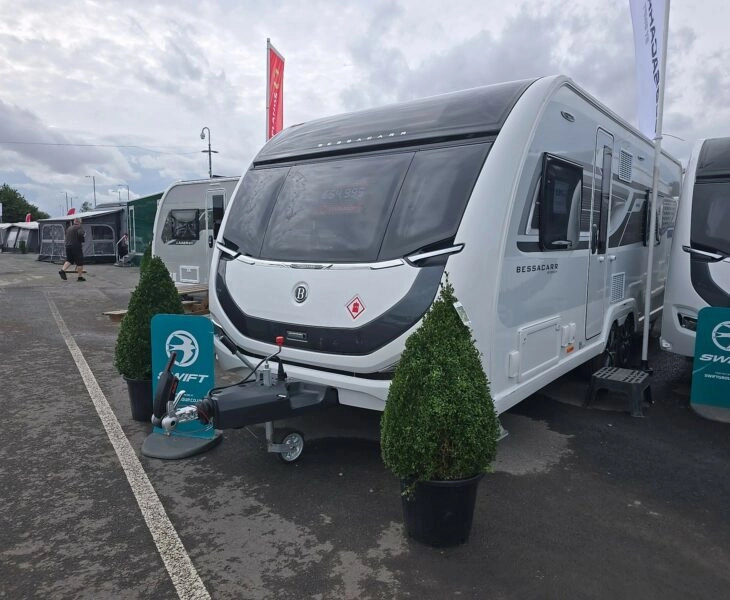 Exterior - Front