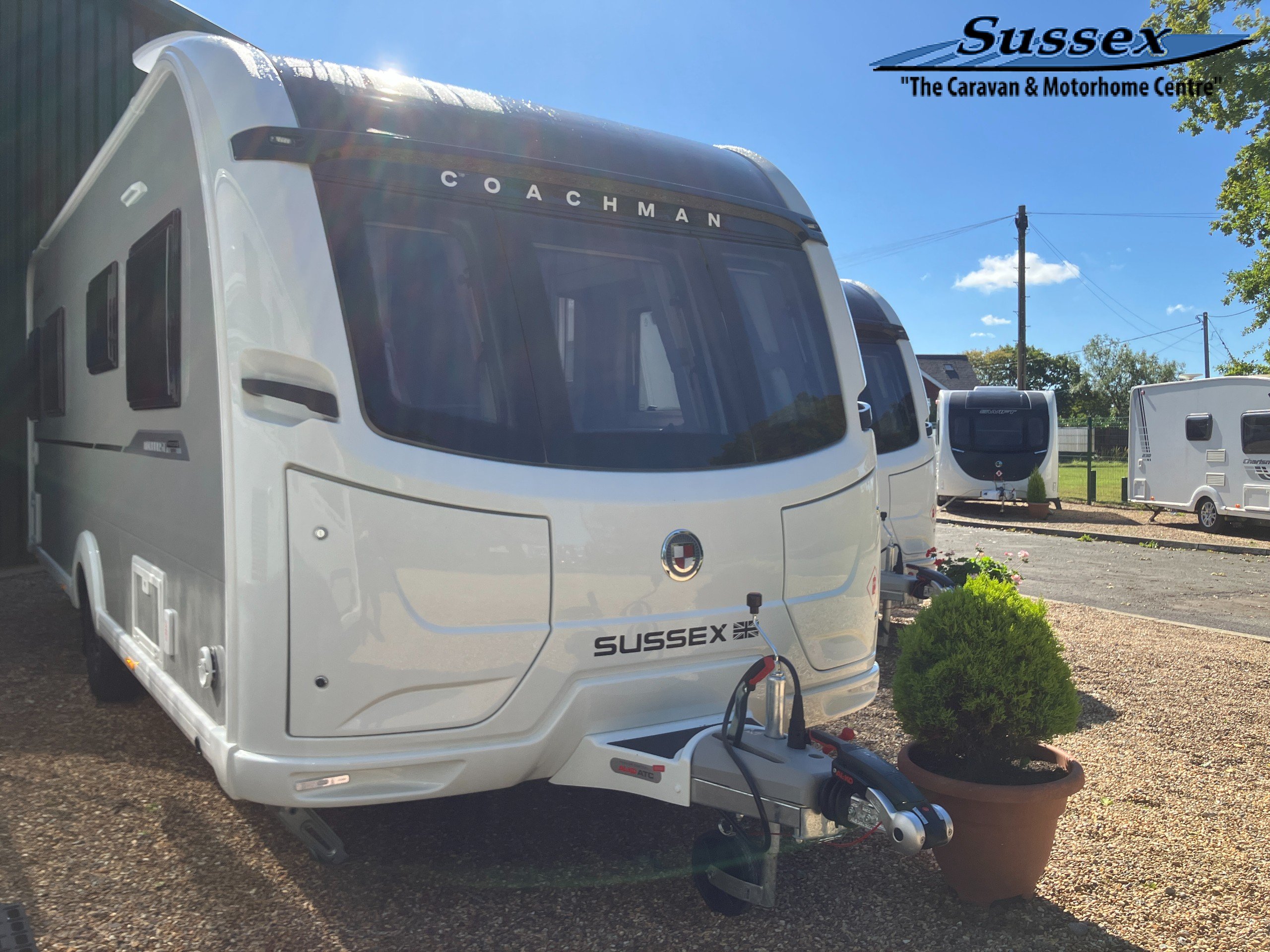 2027 Coachman Acadia 575 Midhurst Premier Plus Sussex Special Edition - LAST ONE, DEMONSTRATOR DISCOUNT, AVAILABLE NOW!