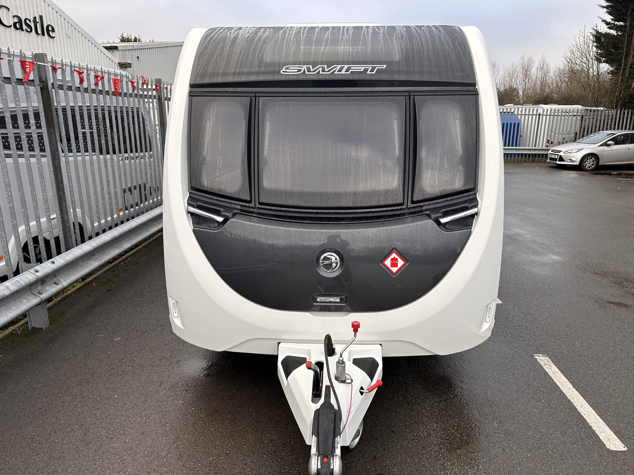 Exterior - Front