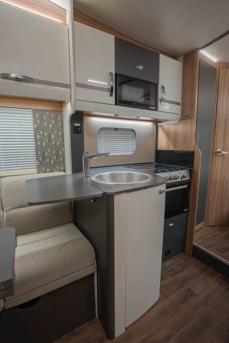2022 Swift Escape 664 140BHP Auto