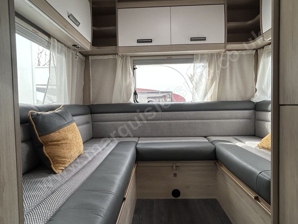 Auto-Trail F-LINE F72