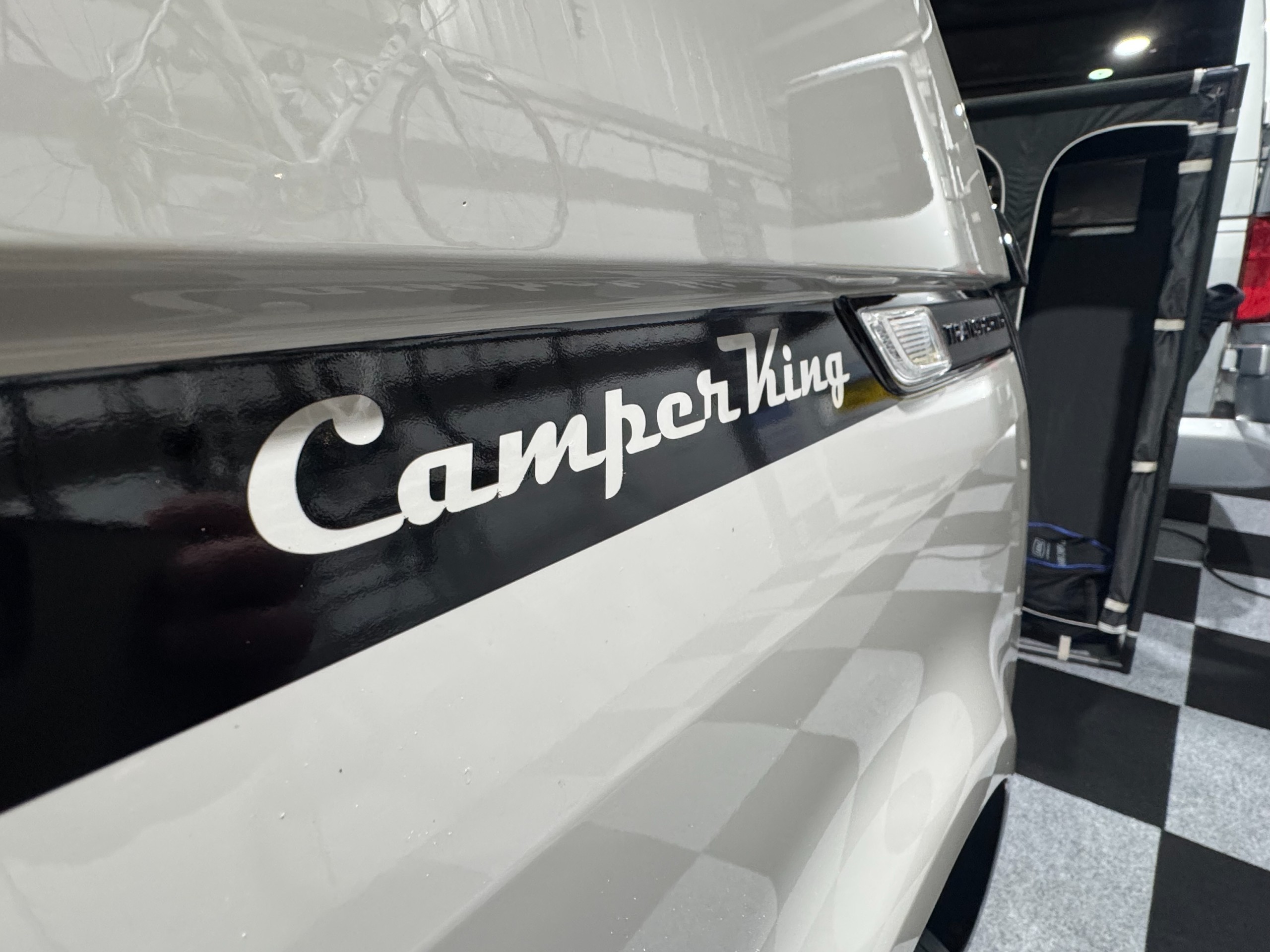 2022 Volkswagen Transporter Camper King SWB Monte Carlo
