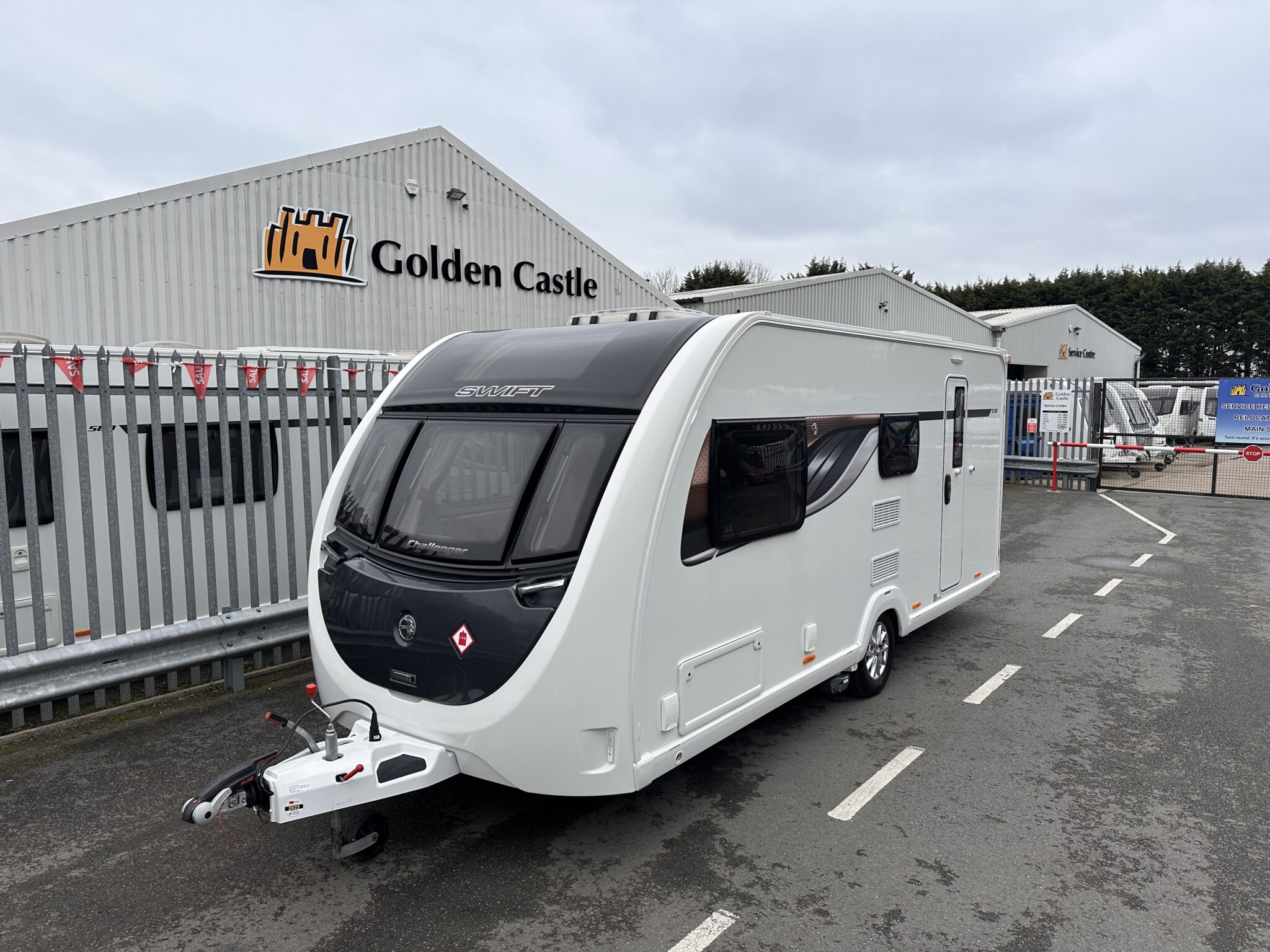 Swift Challenger 530- 2019 Caravan - Exterior - Front