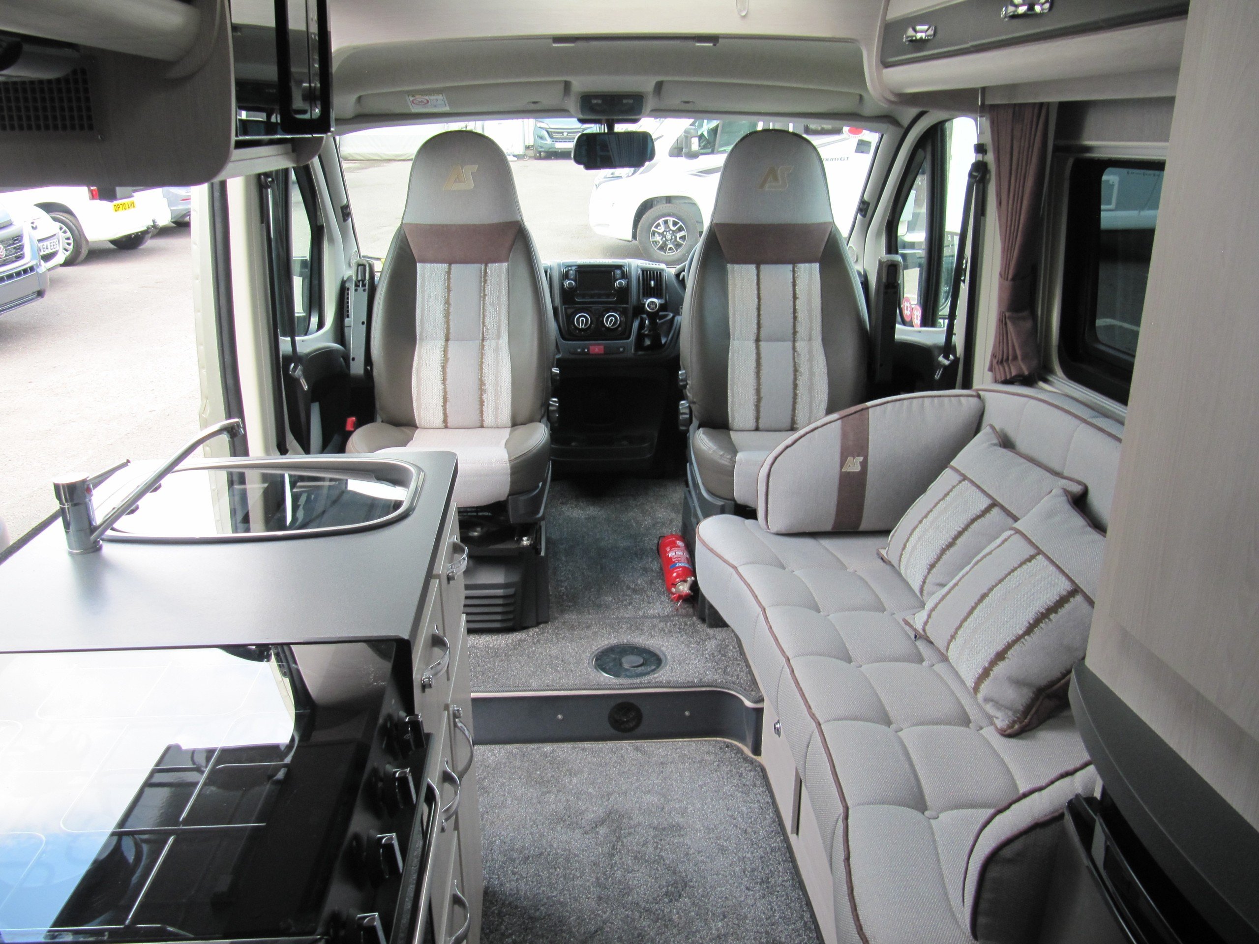 Photo 13