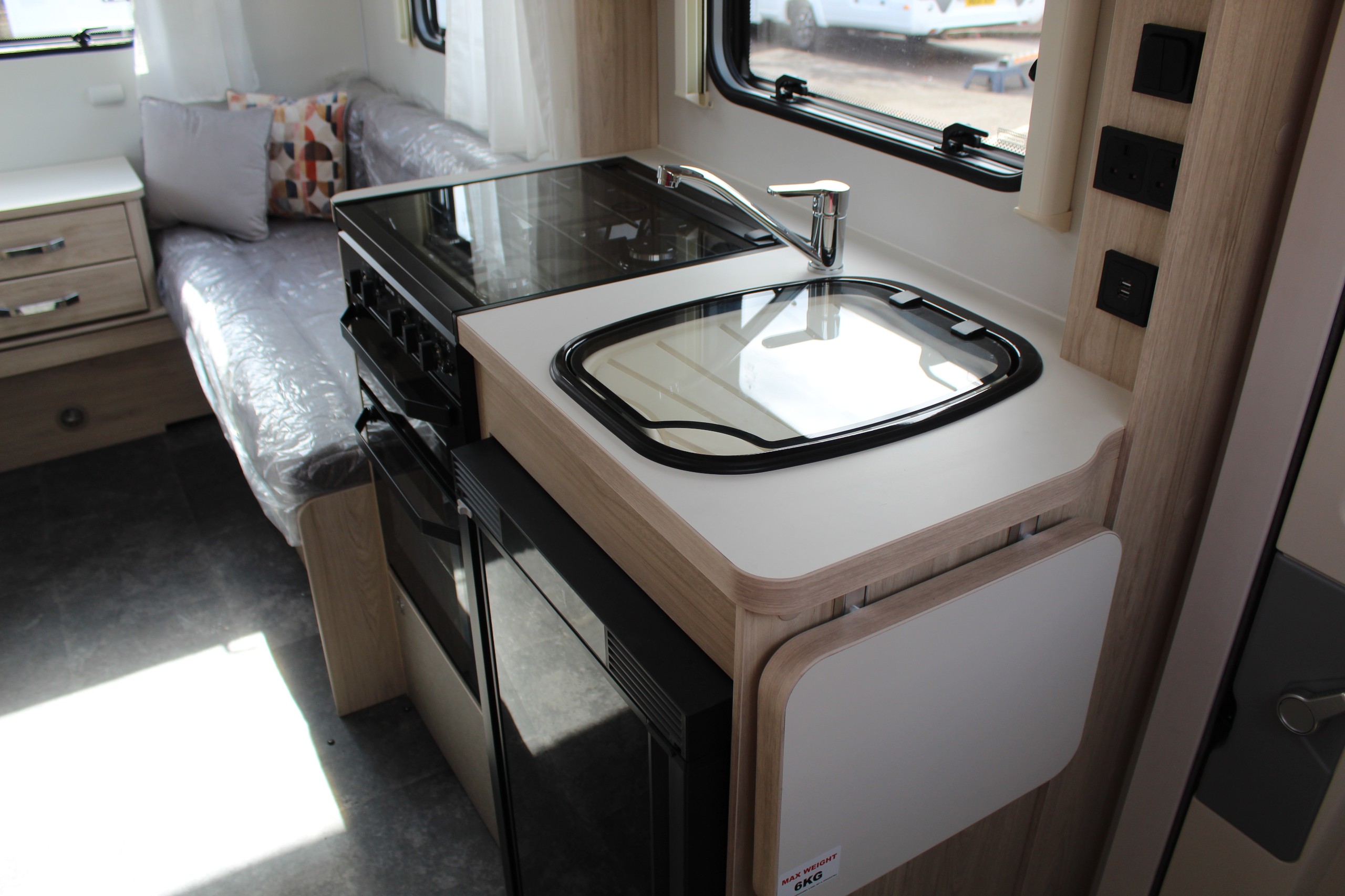 Elddis Whirlwind GT 120 Magnum