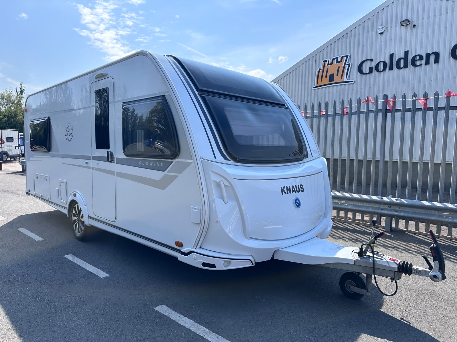 Knaus Südwind 450 UE – 2020 Caravan
