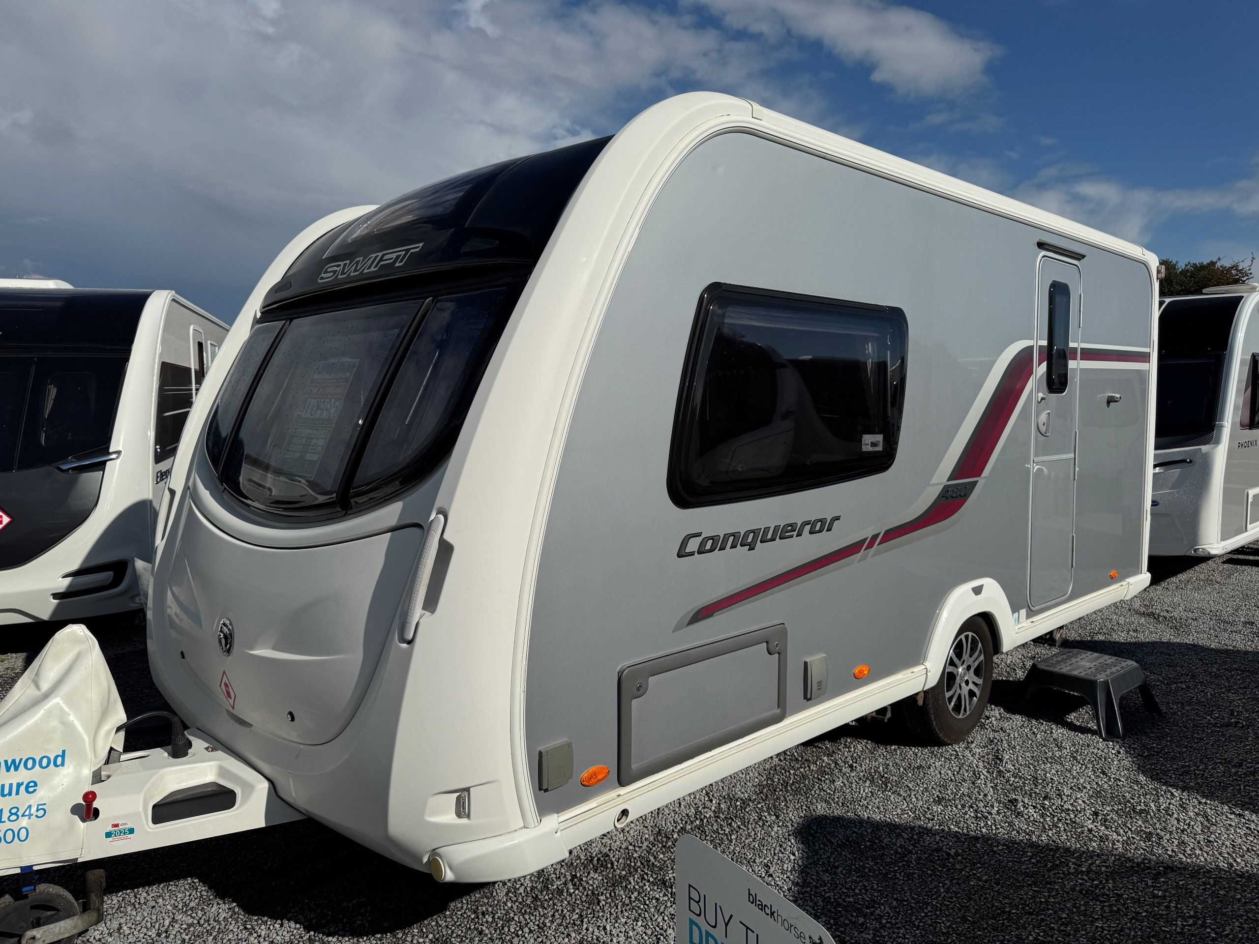 Exterior - Front