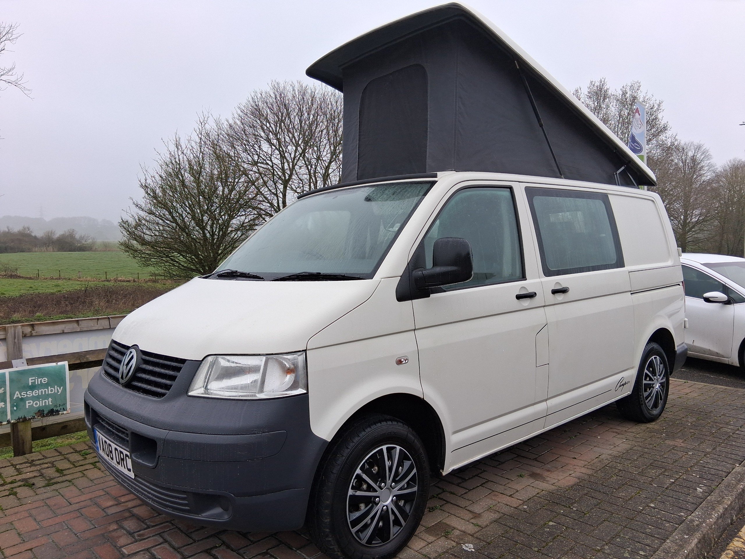 2008 Volkswagen Campervan - Exterior - Front