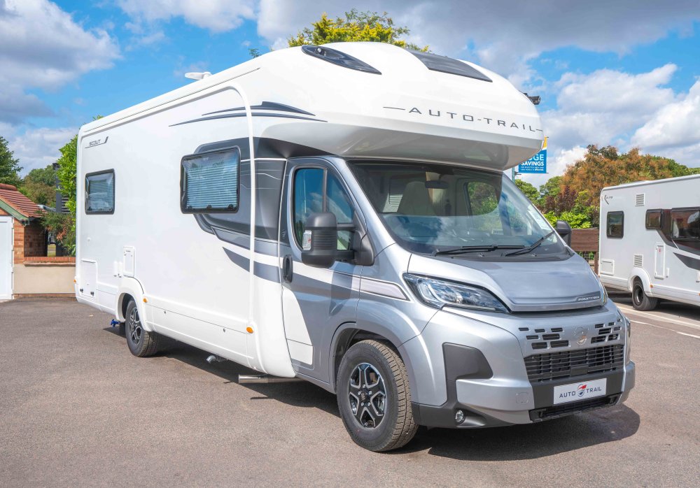 Fiat Autotrail Scout 180BHP Auto - Exterior - Front