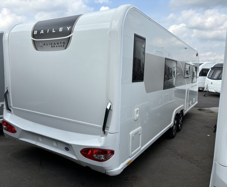 Exterior - Front