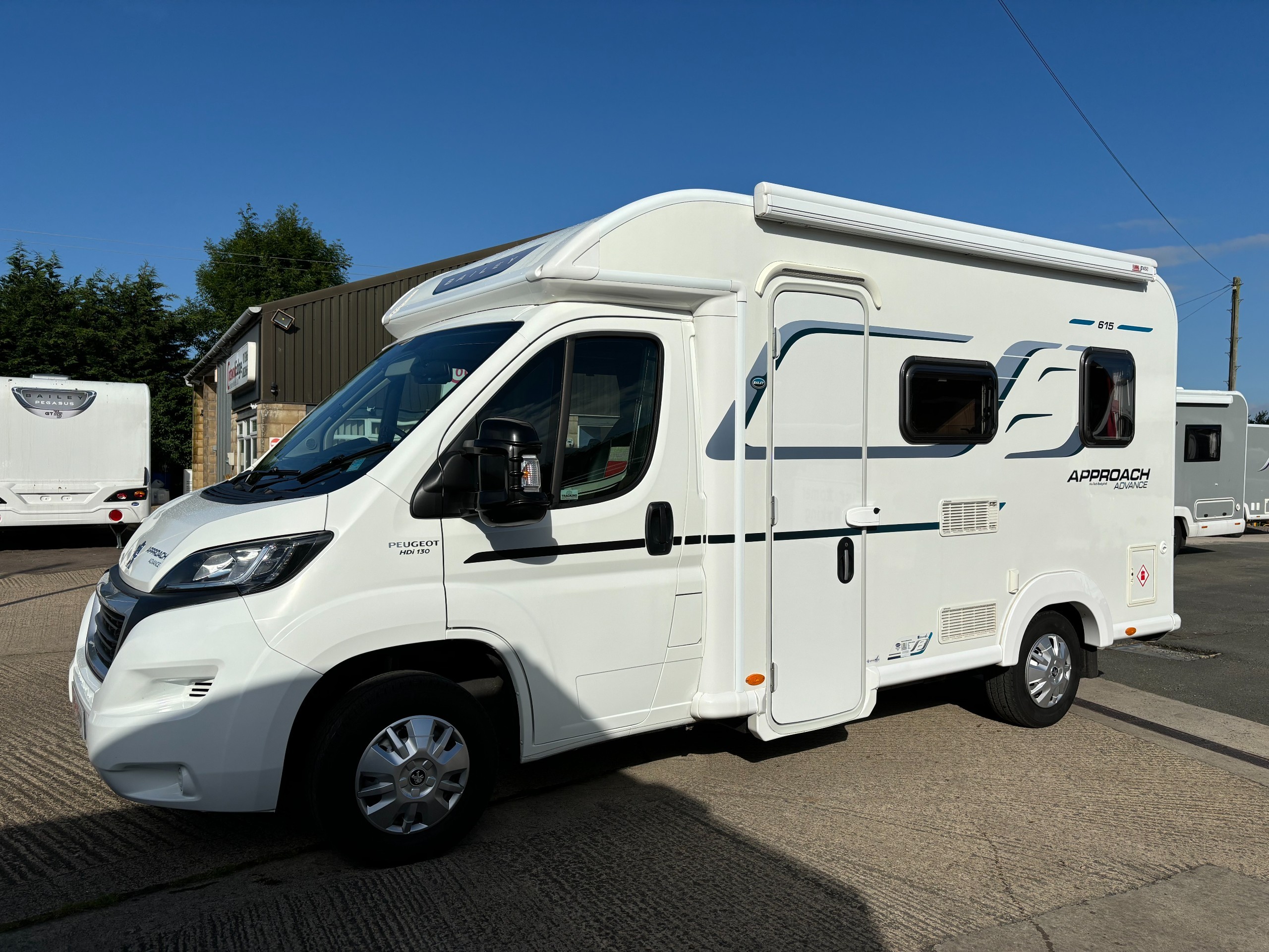 2016 Bailey Approach Advance 615