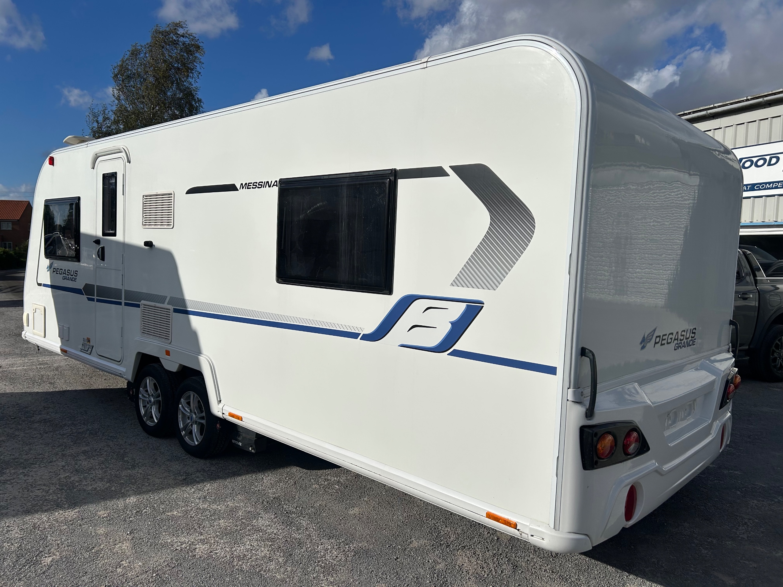 2020 Bailey Pegasus Grande Messina Twin Axle