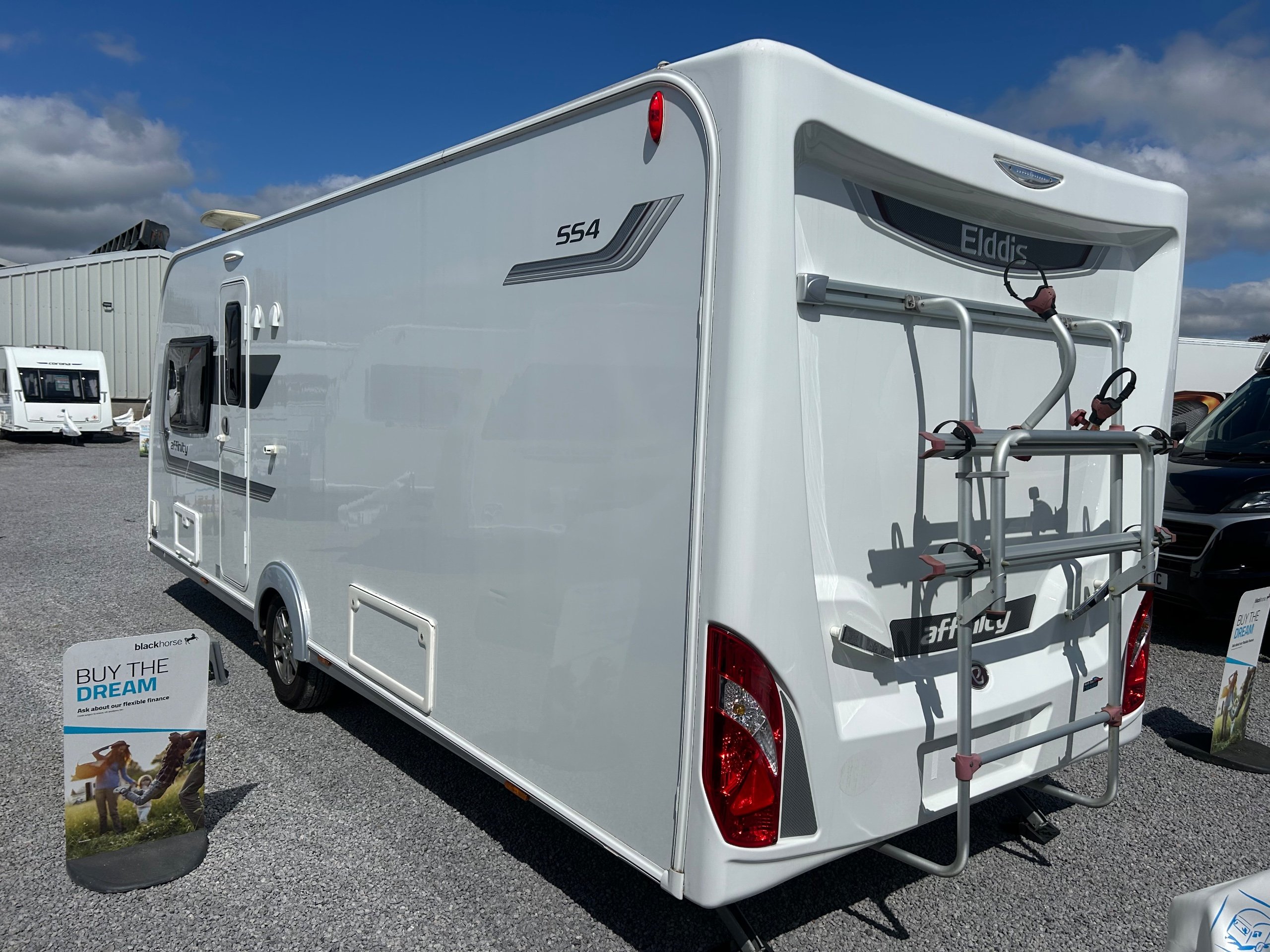 Exterior - Rear