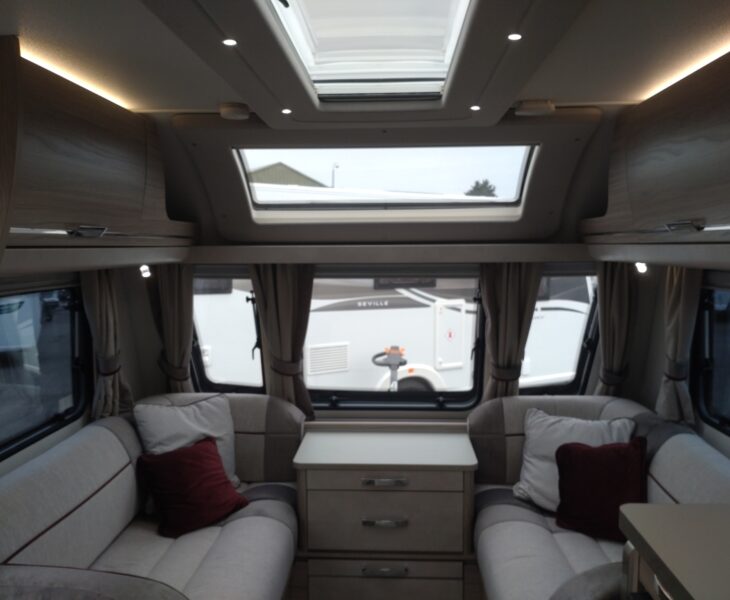 Elddis Crusader Aurora