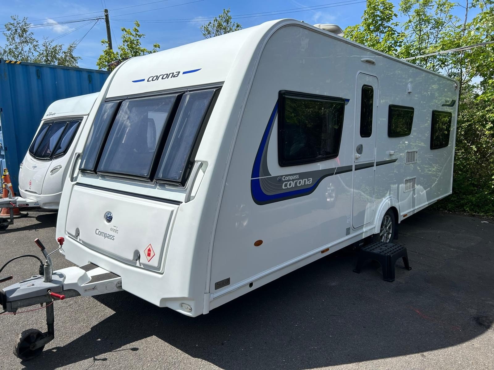 2014 Compass Corona - Exterior - Front
