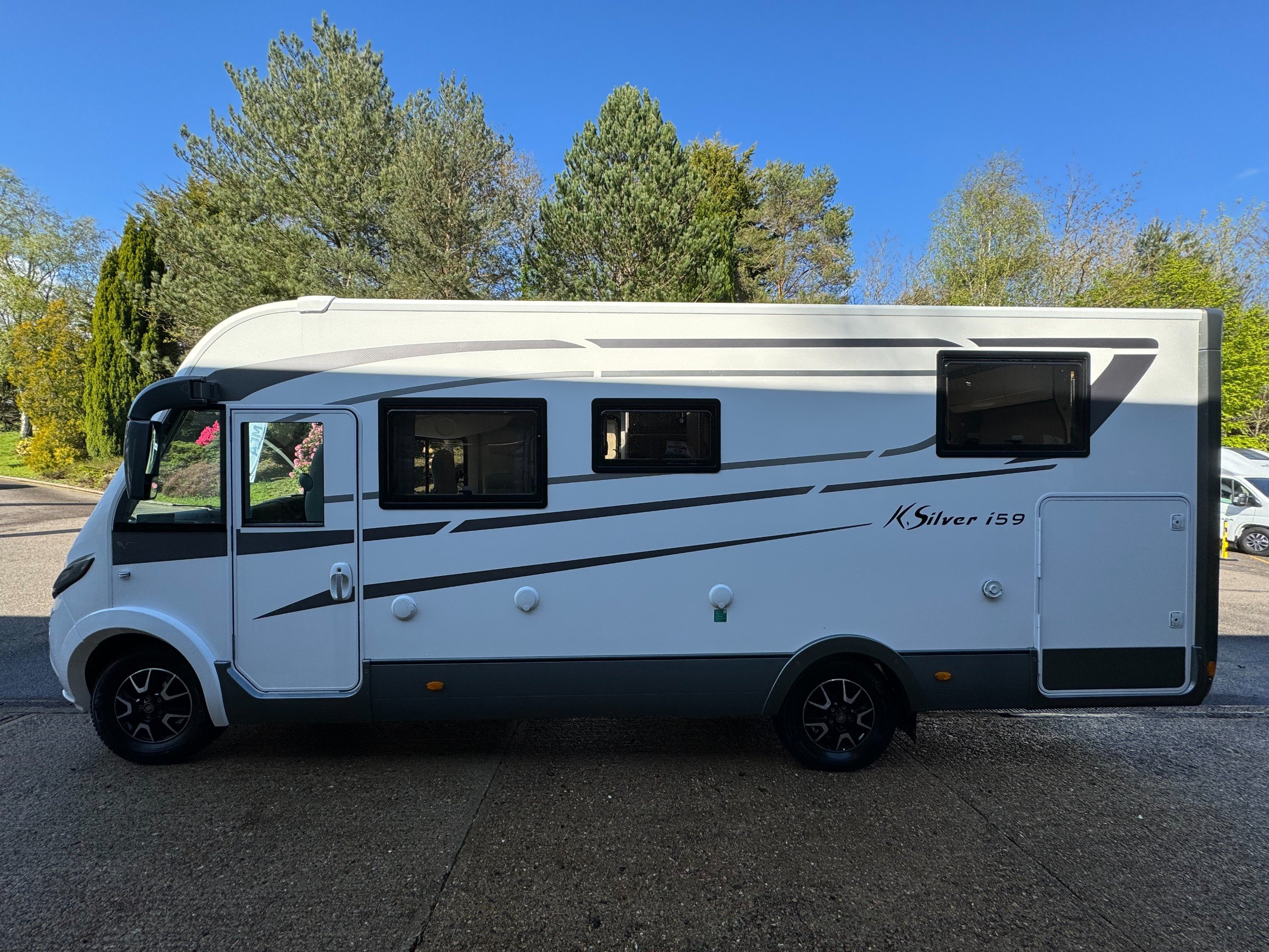Exterior - Rear