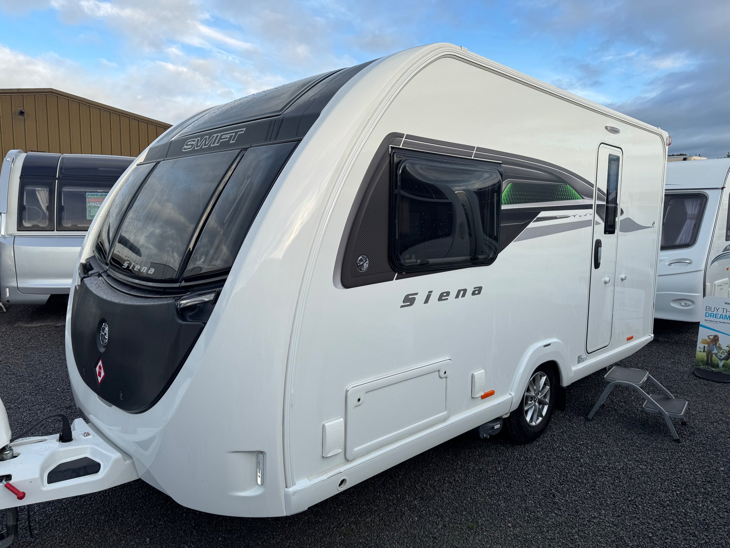 Exterior - Front