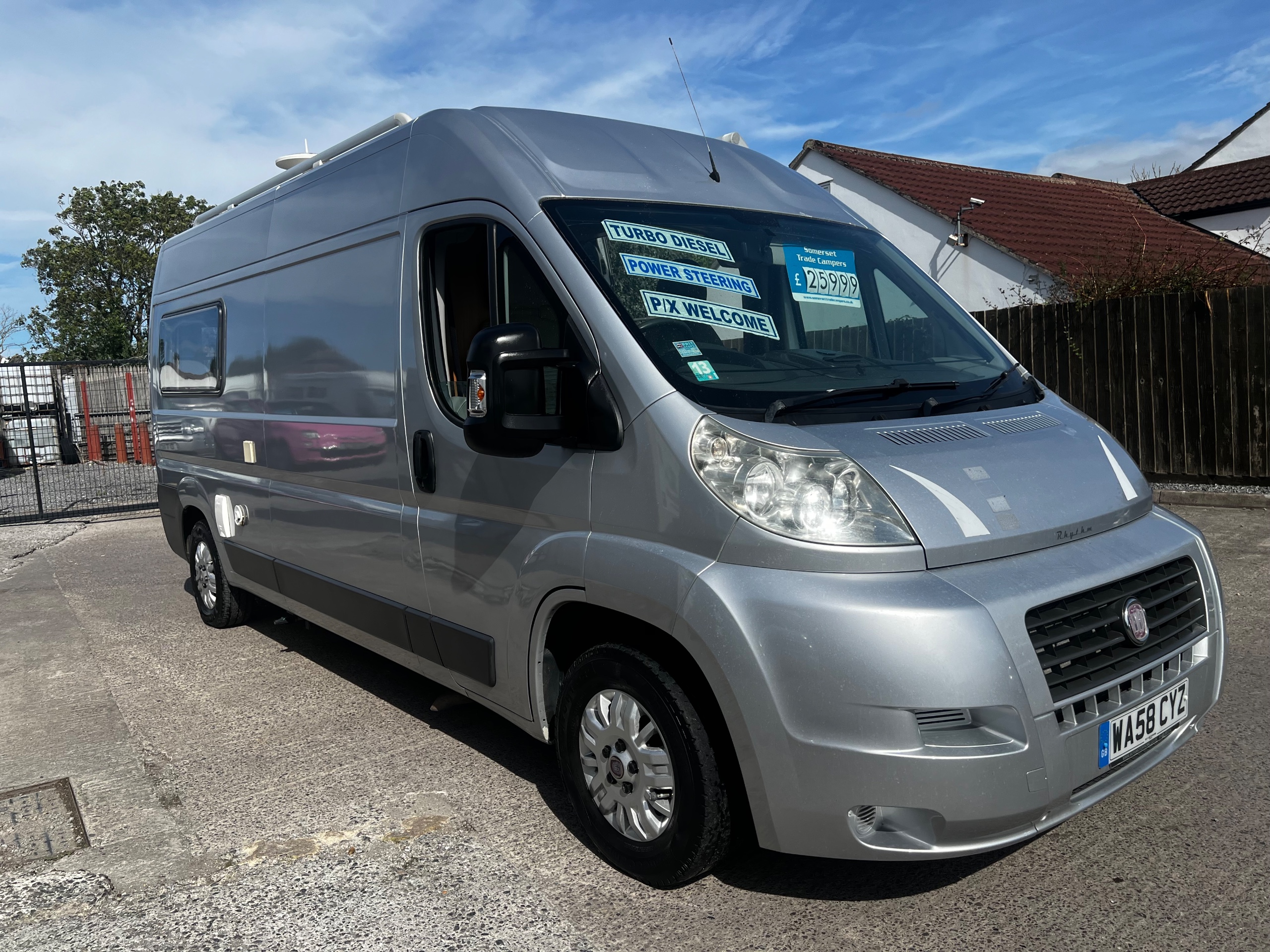 Autocruise Rhythm NEW MOT. Air conditioning. Cruise control - Exterior - Front