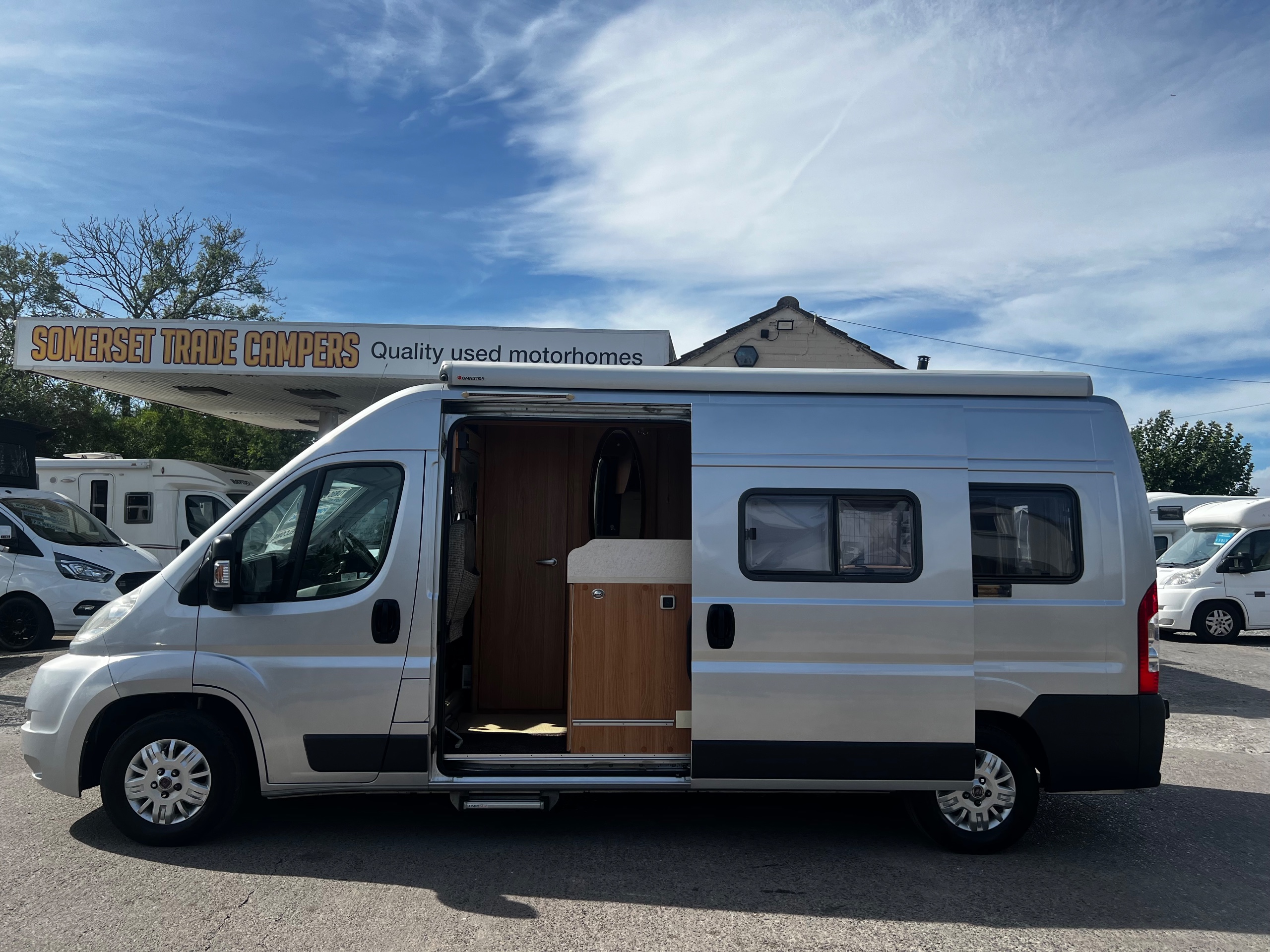 Autocruise Rhythm NEW MOT. Air conditioning. Cruise control