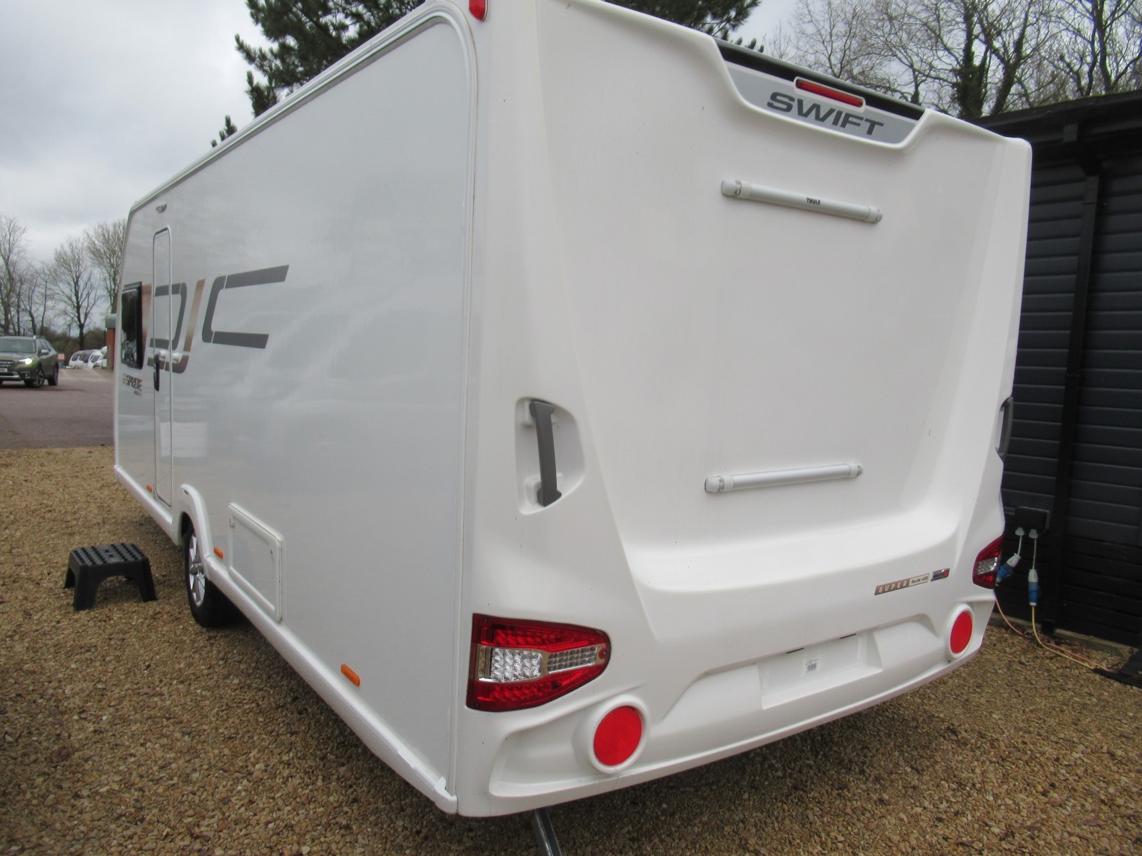 Exterior - Rear