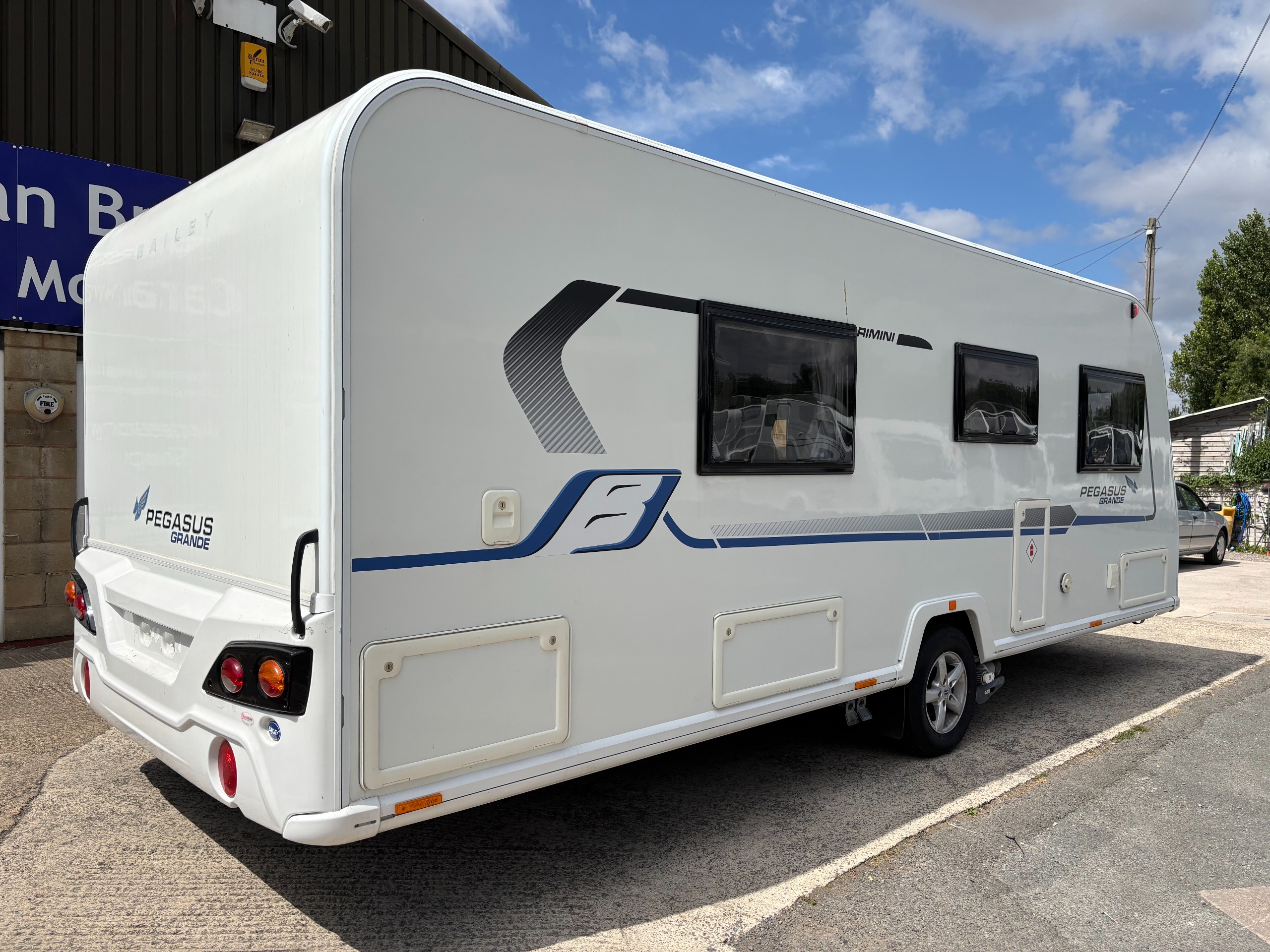 Exterior - Rear
