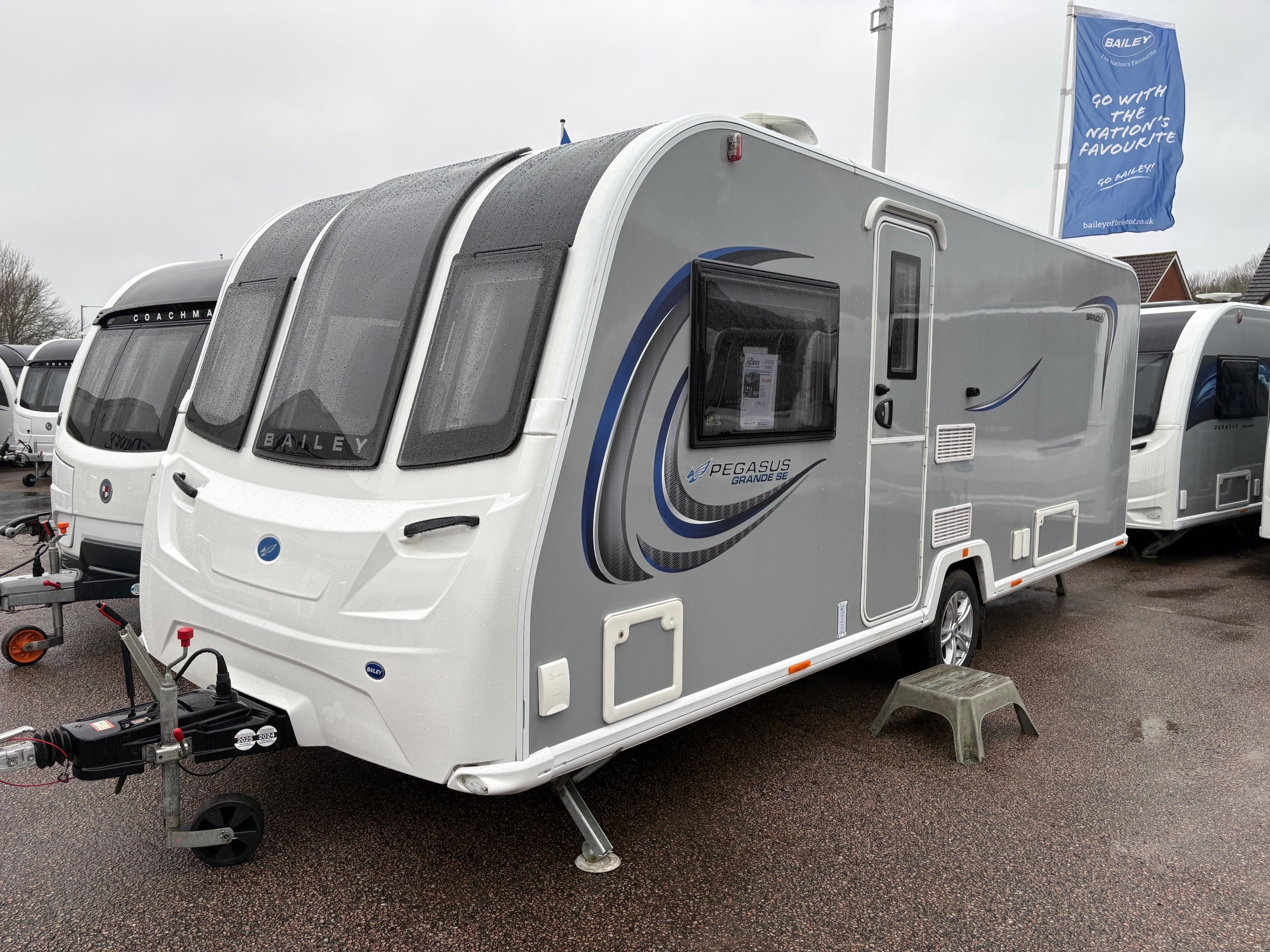 2023 Bailey Pegasus Grande SE Brindisi - Exterior - Front