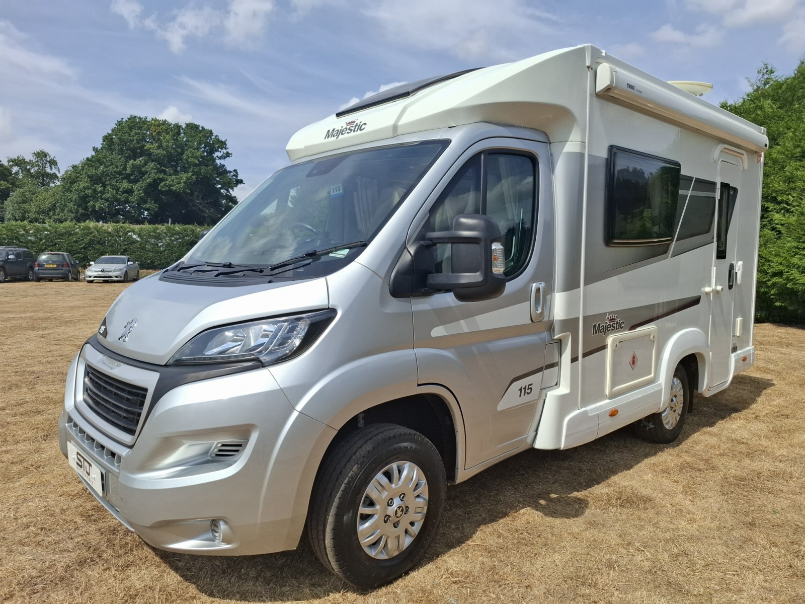 Elddis Majestic 115 - Exterior - Front