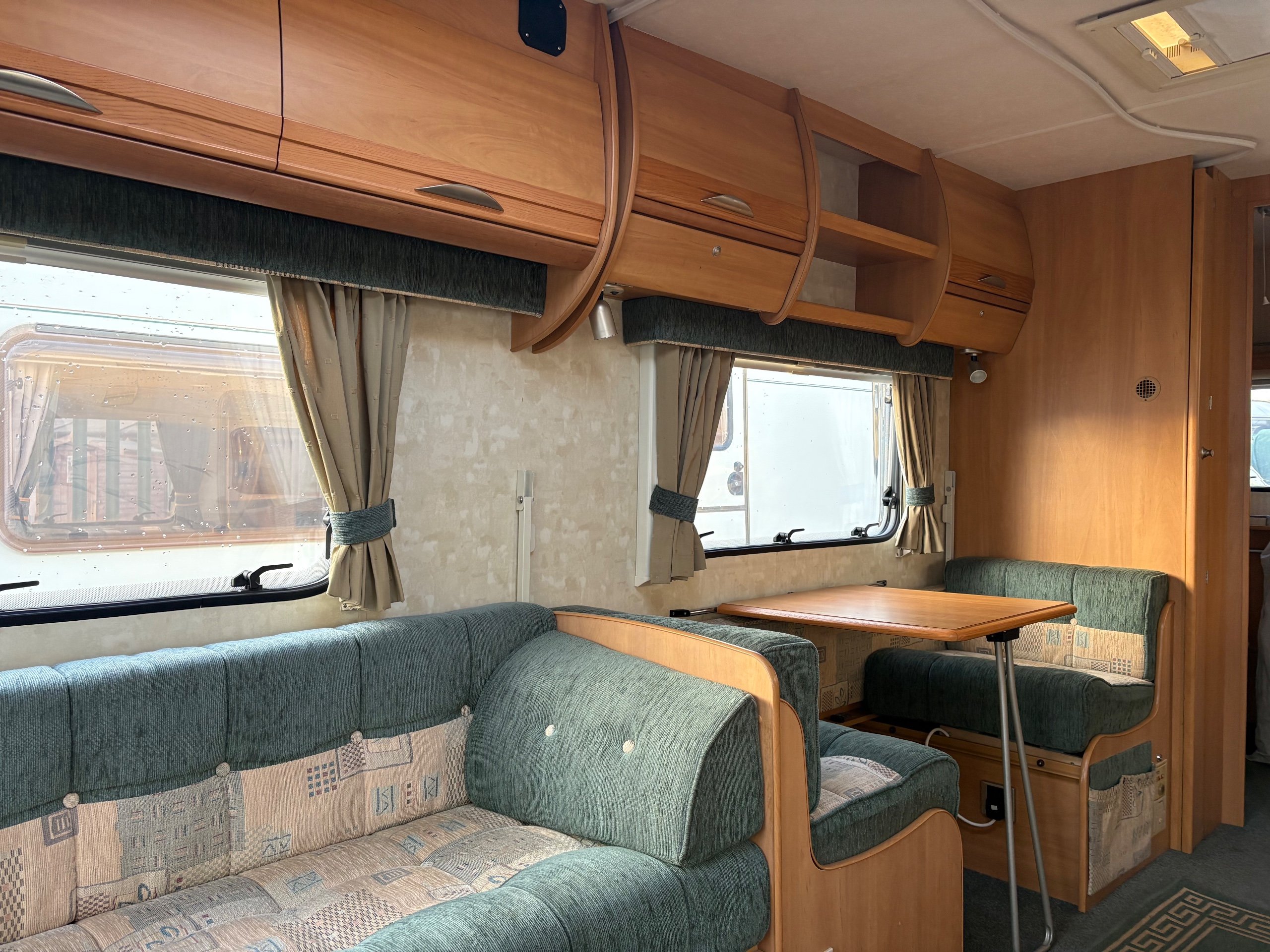 Exterior - Rear