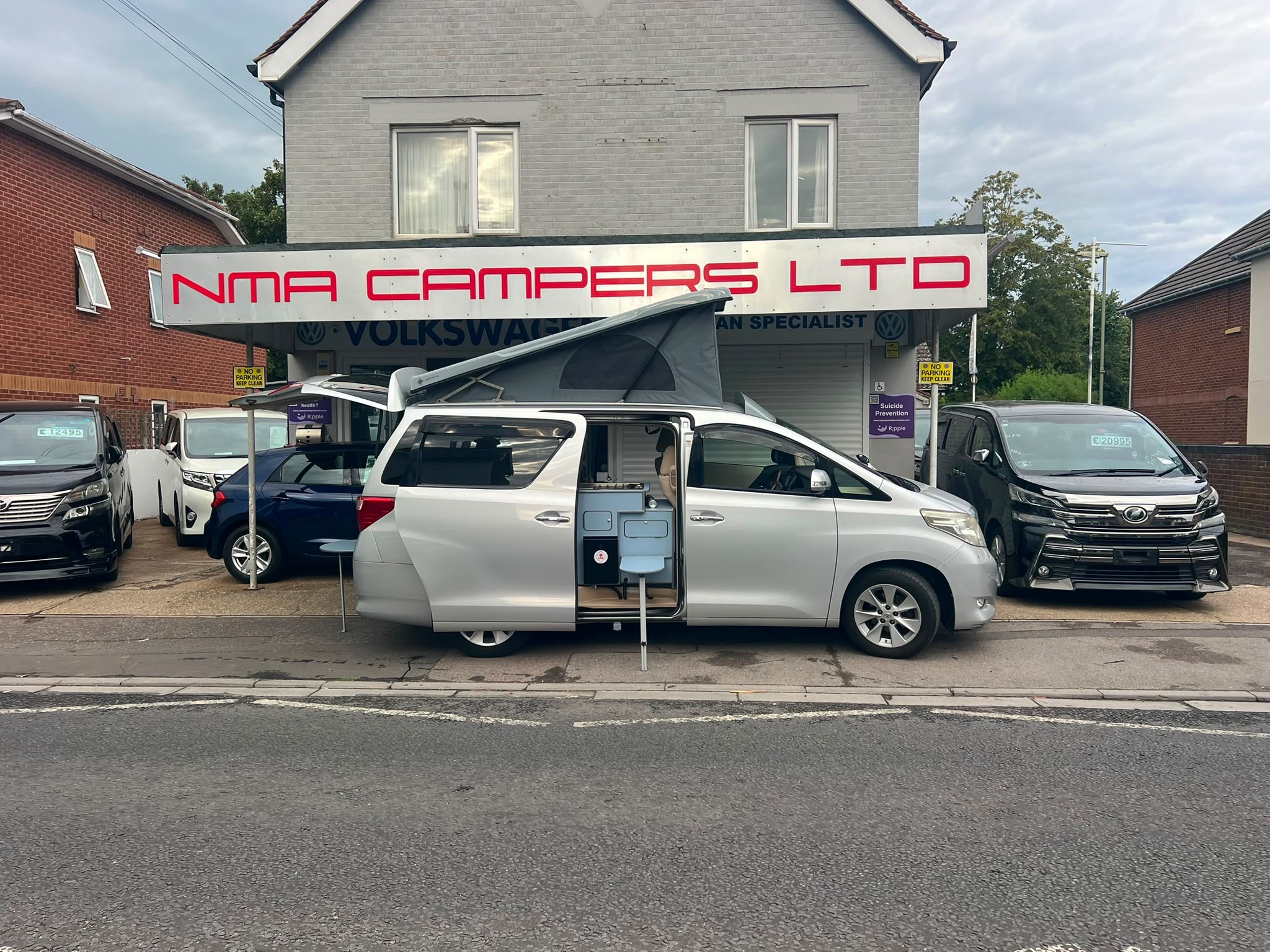 2009 Toyota Alphard 240G CAMPER POP TOP ROOF, 2.4 PETROL AUTOMATIC, AIR CONDITIONING, ULEZ, BIMTA JERVIC CERTIFICATED