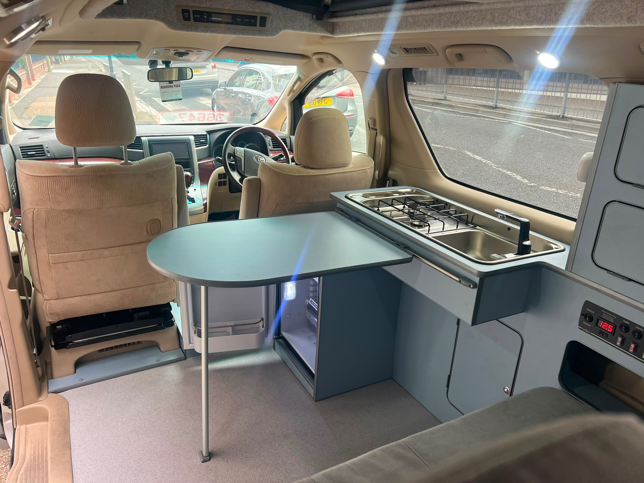 Toyota Alphard 240G  CAMPER POP TOP ROOF,  2.4 PETROL AUTOMATIC, AIR CONDITIONING, ULEZ, BIMTA JERVIC CERTIFICATED